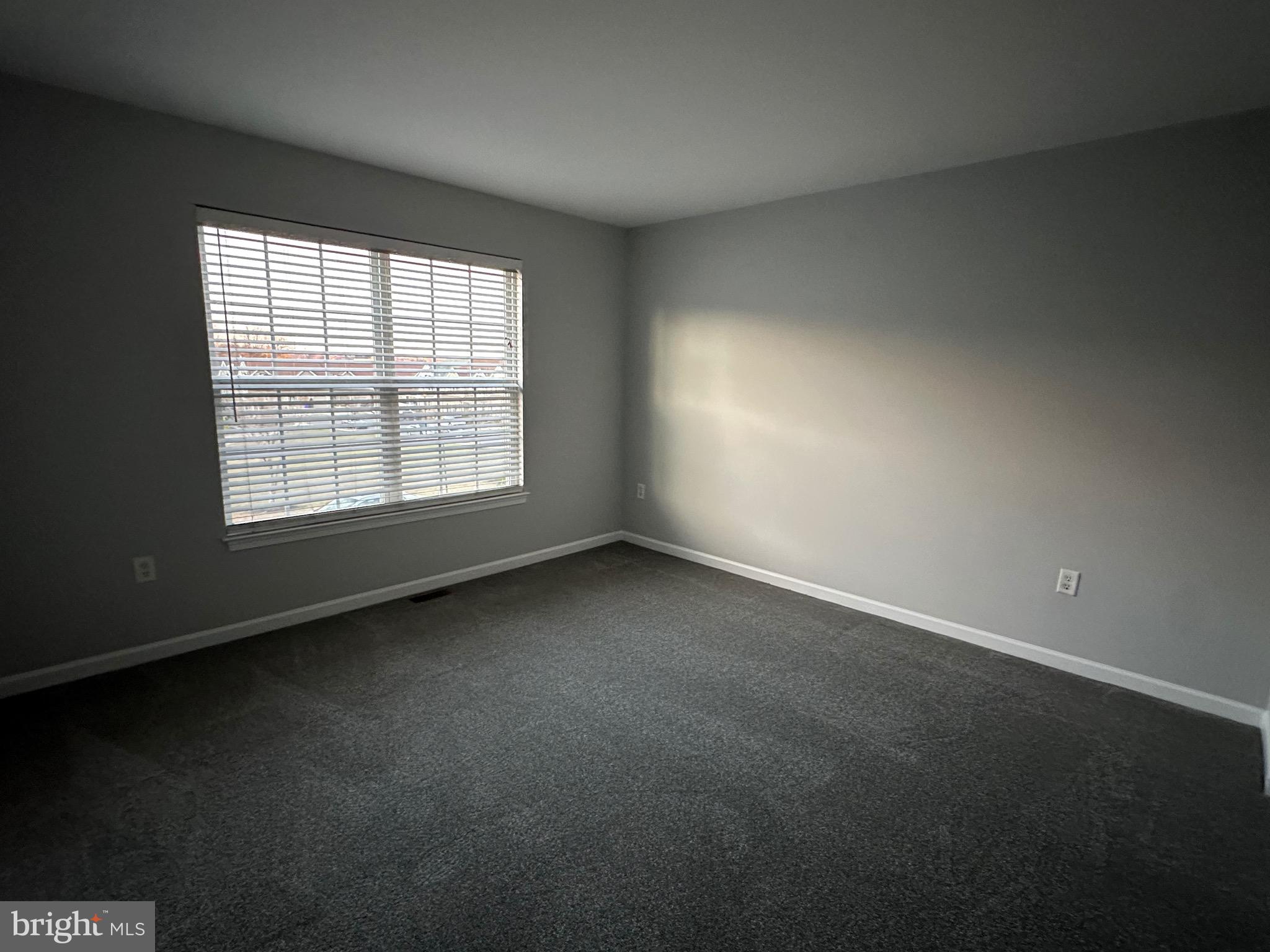 THE VILLAS - Residential Lease