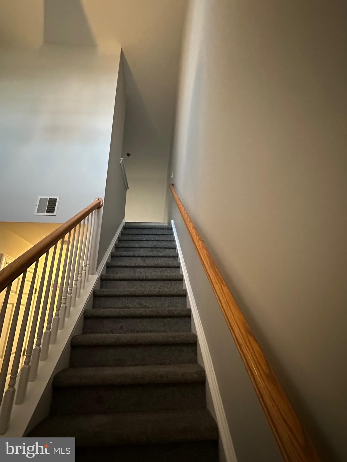 THE VILLAS - Residential Lease