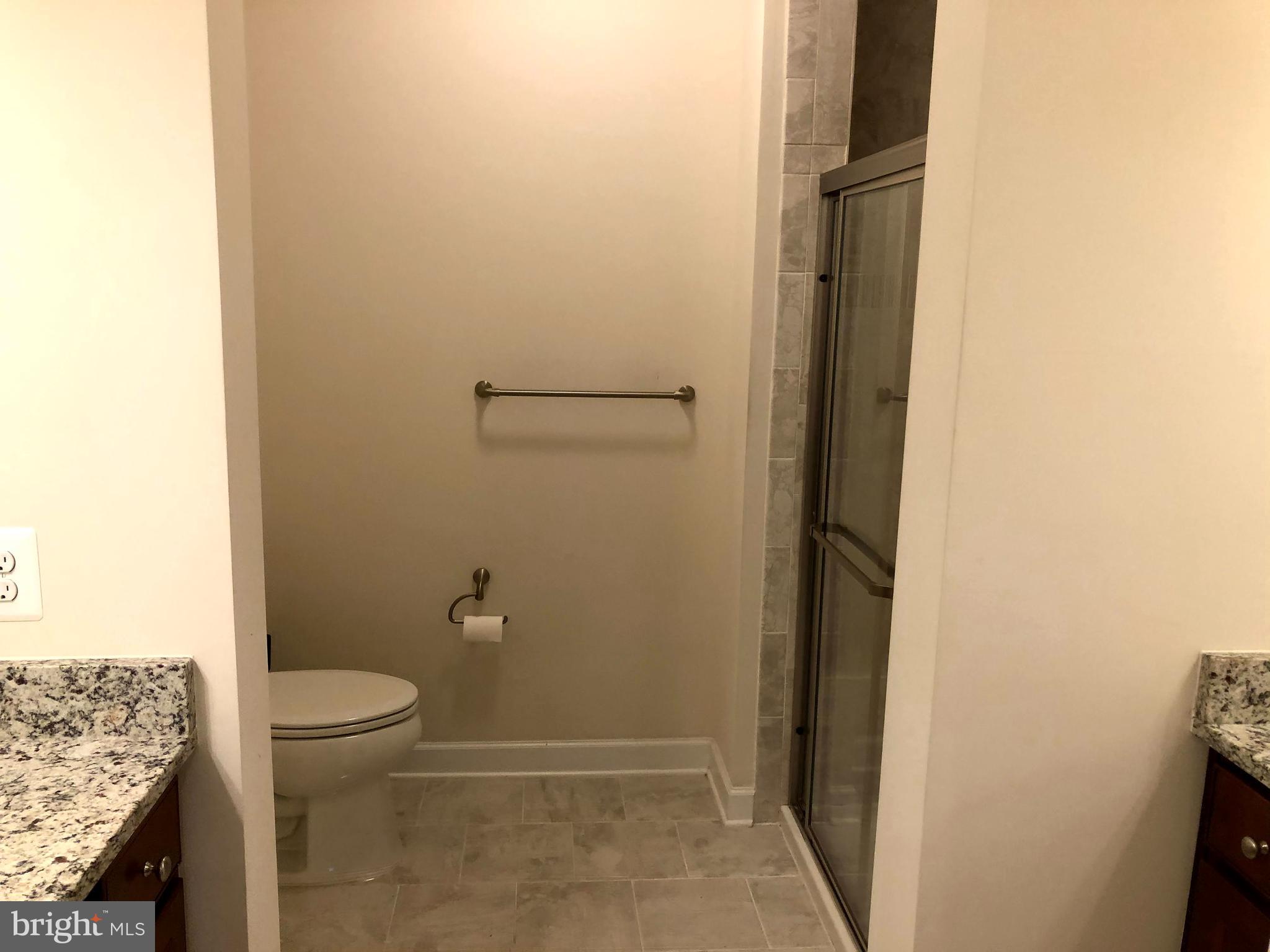 DISCOVERY SQUARE - Residential Lease