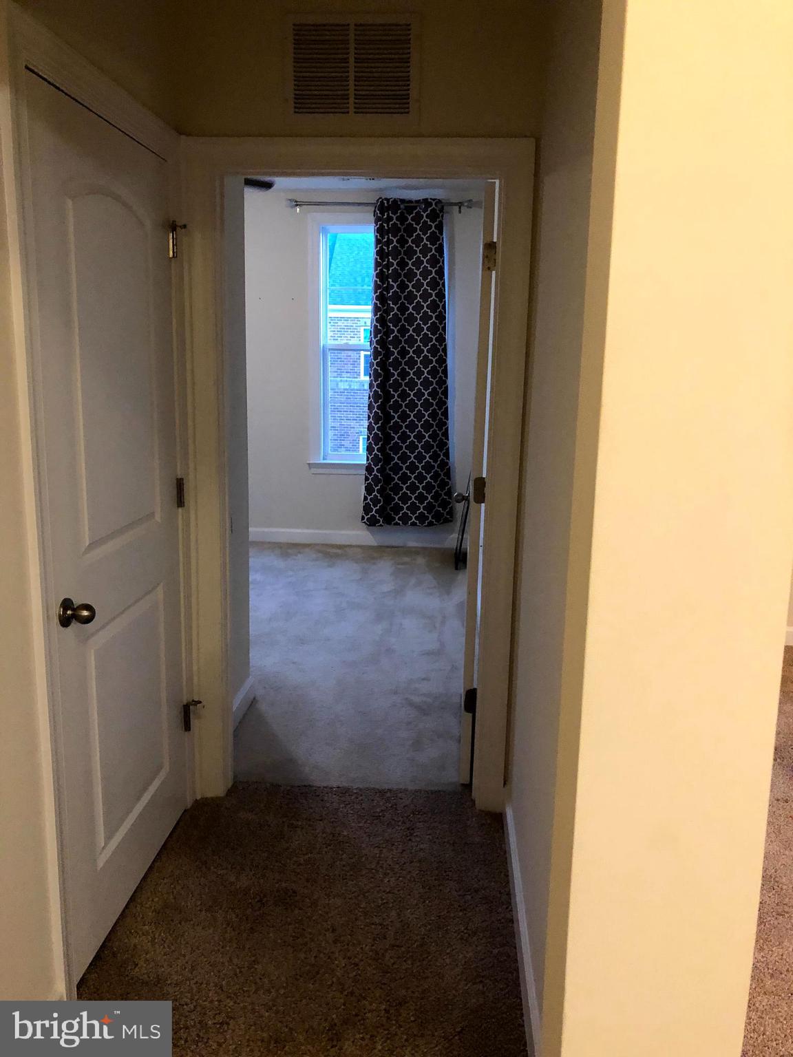 DISCOVERY SQUARE - Residential Lease