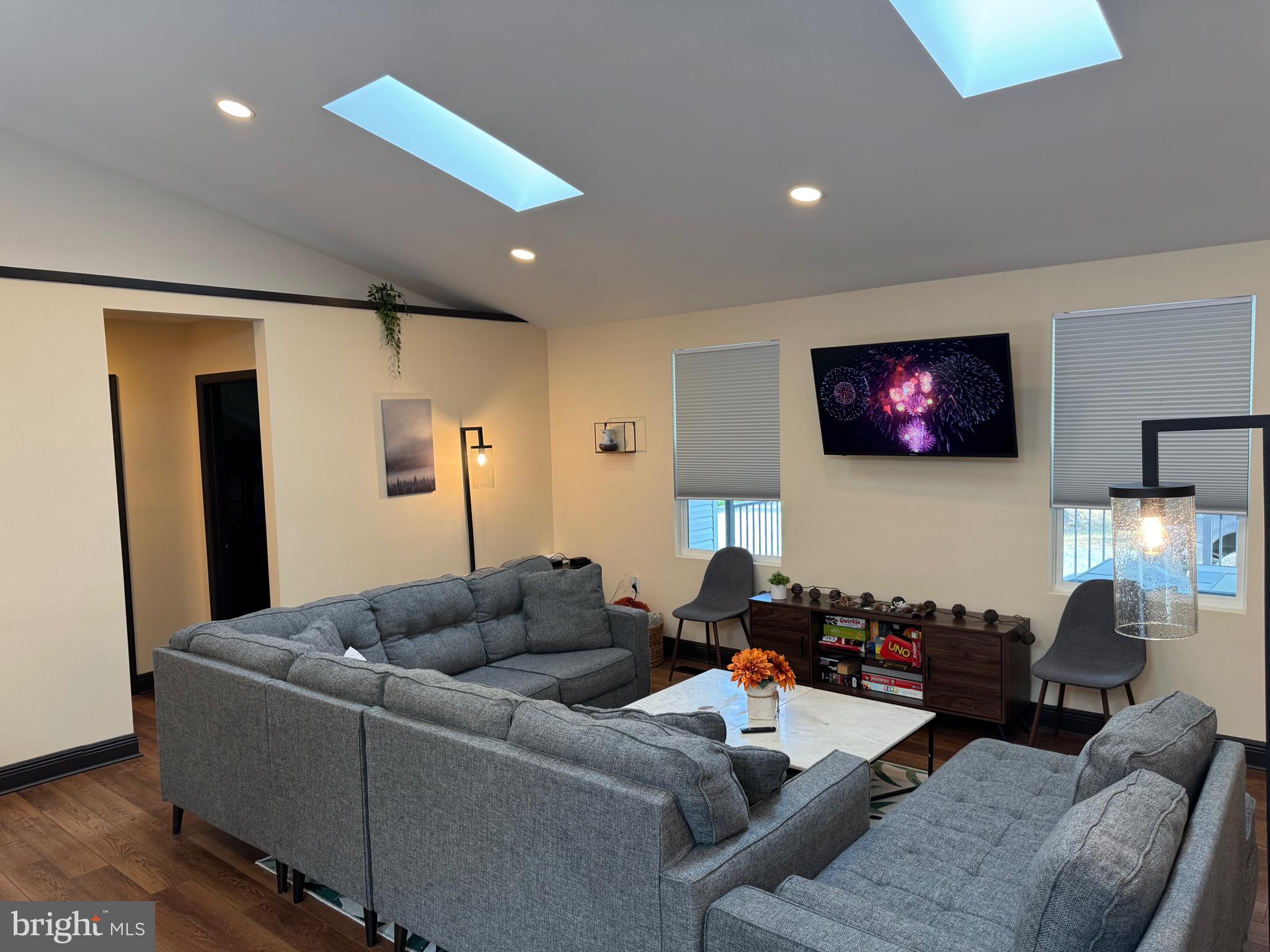 GREENWOODS - Residential