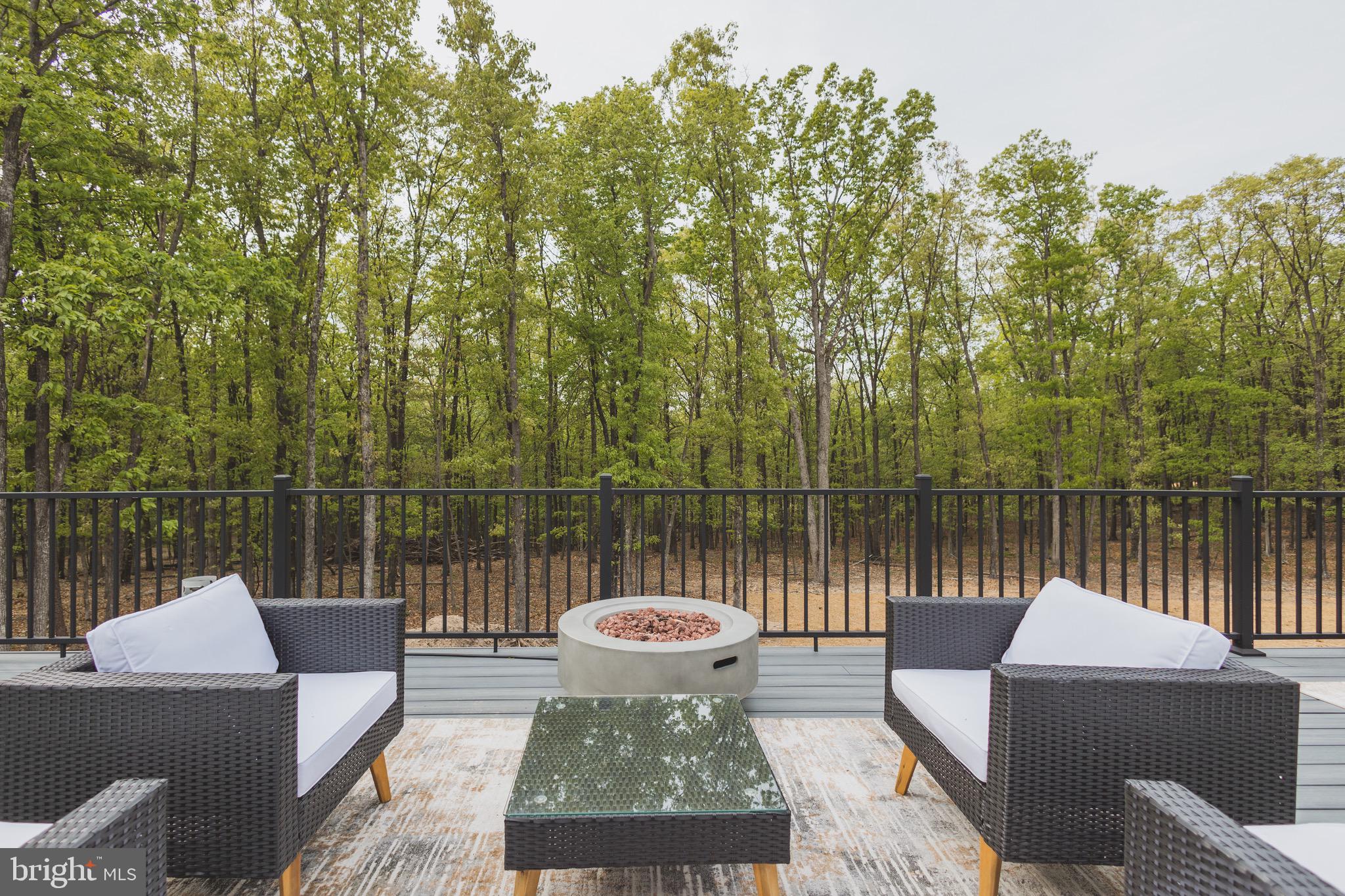 GREENWOODS - Residential