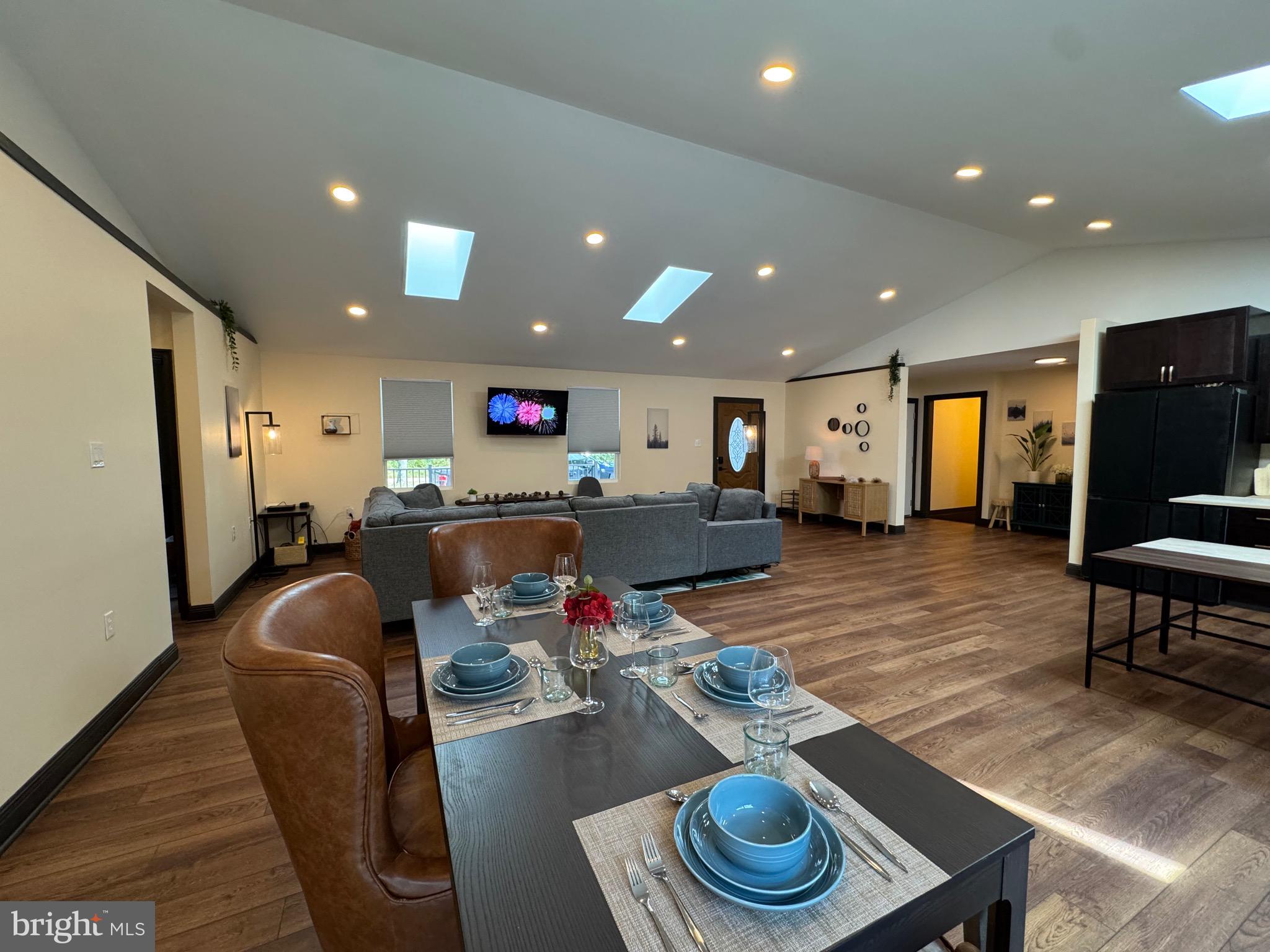 GREENWOODS - Residential