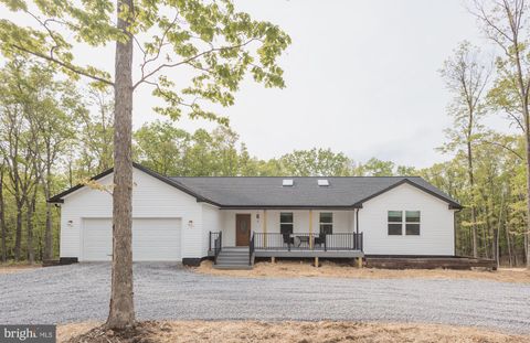 131 EMERALD LANE BERKELEY SPRINGS WV 25411