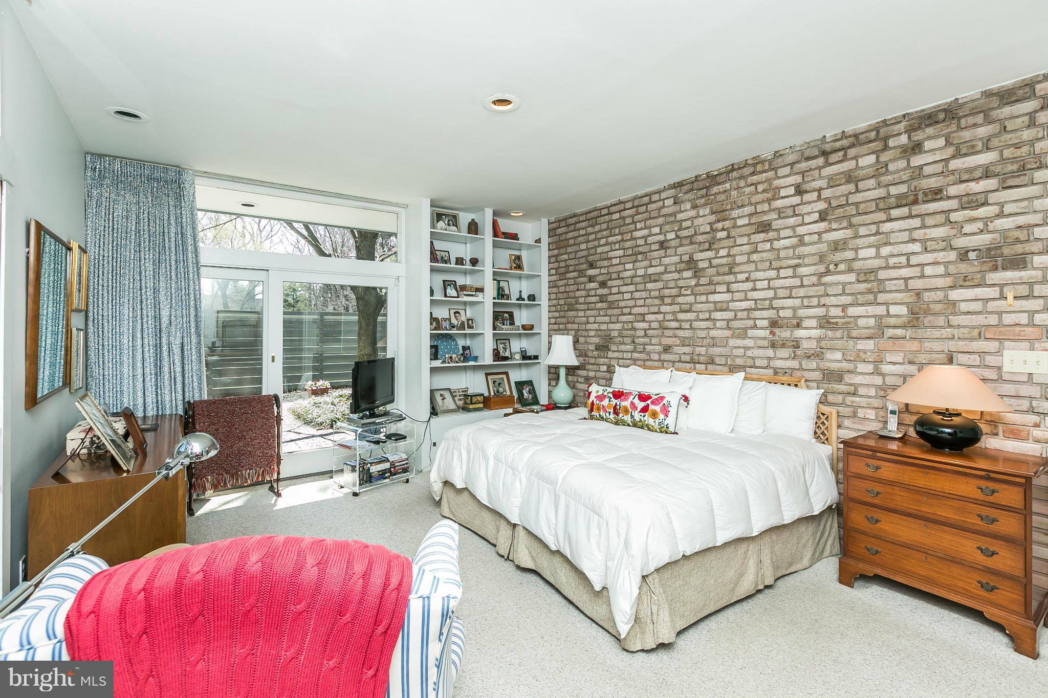 MOUNT WASHINGTON - Residential