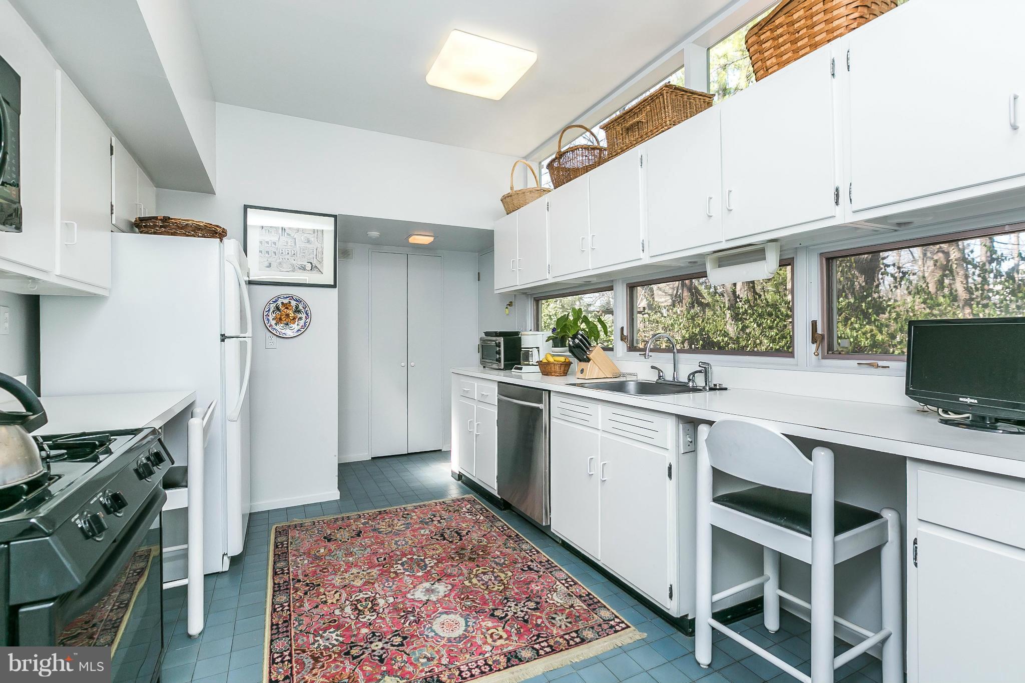 MOUNT WASHINGTON - Residential