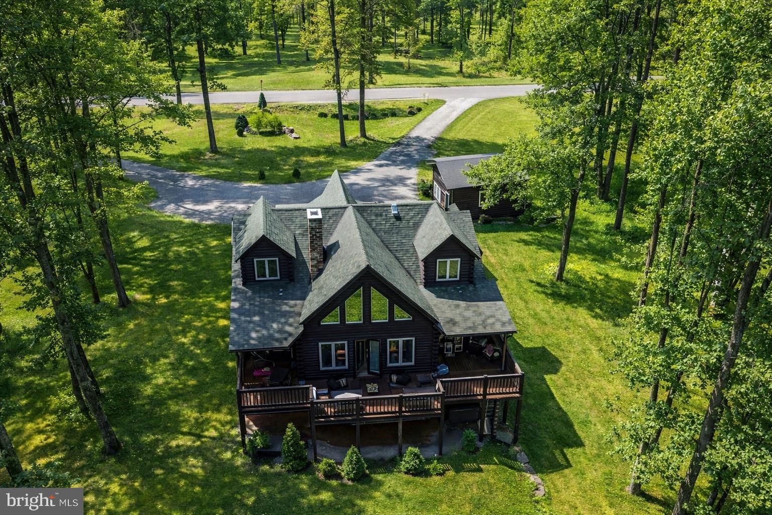 SANDY SHORES - Residential