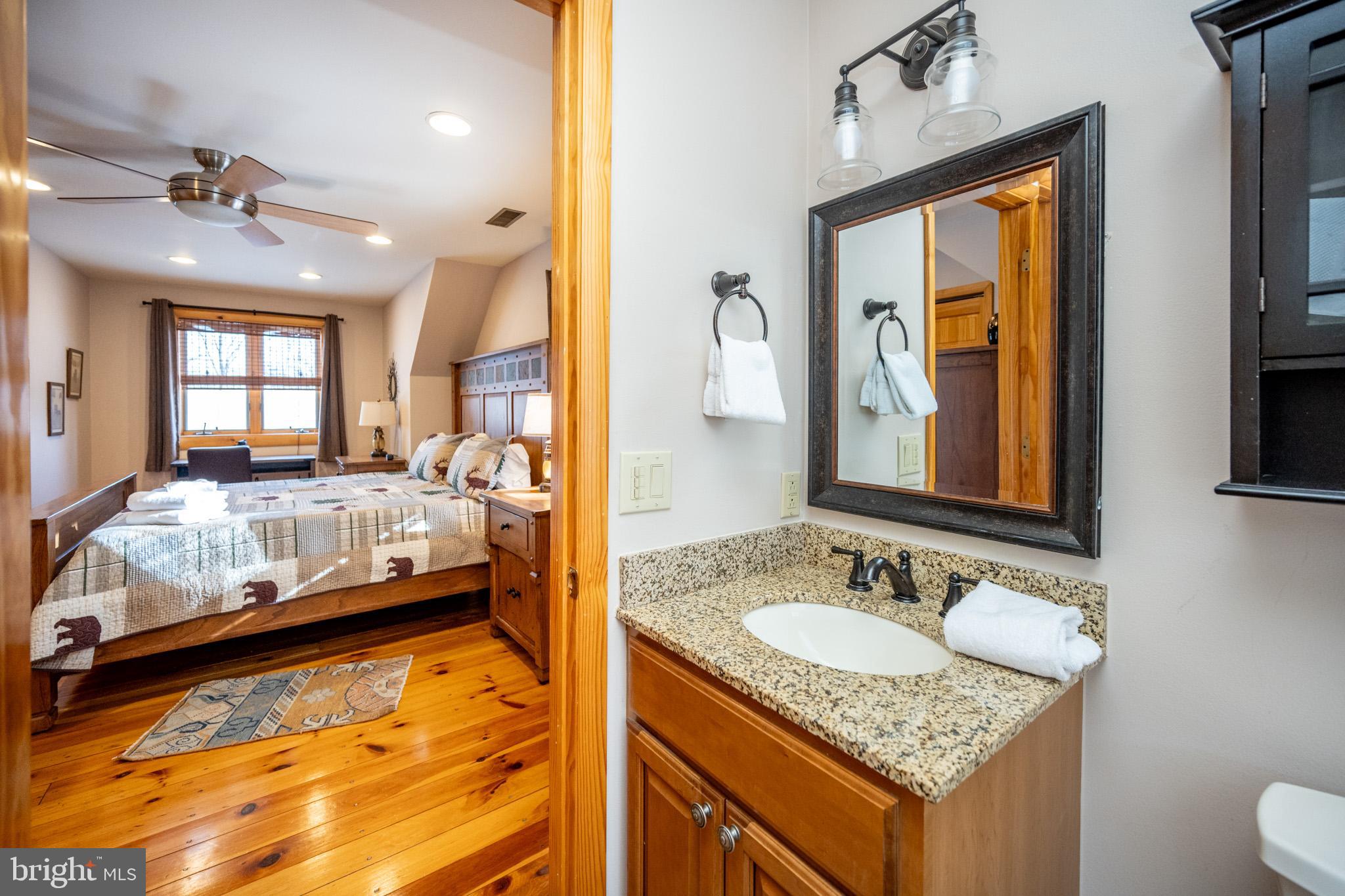 SANDY SHORES - Residential