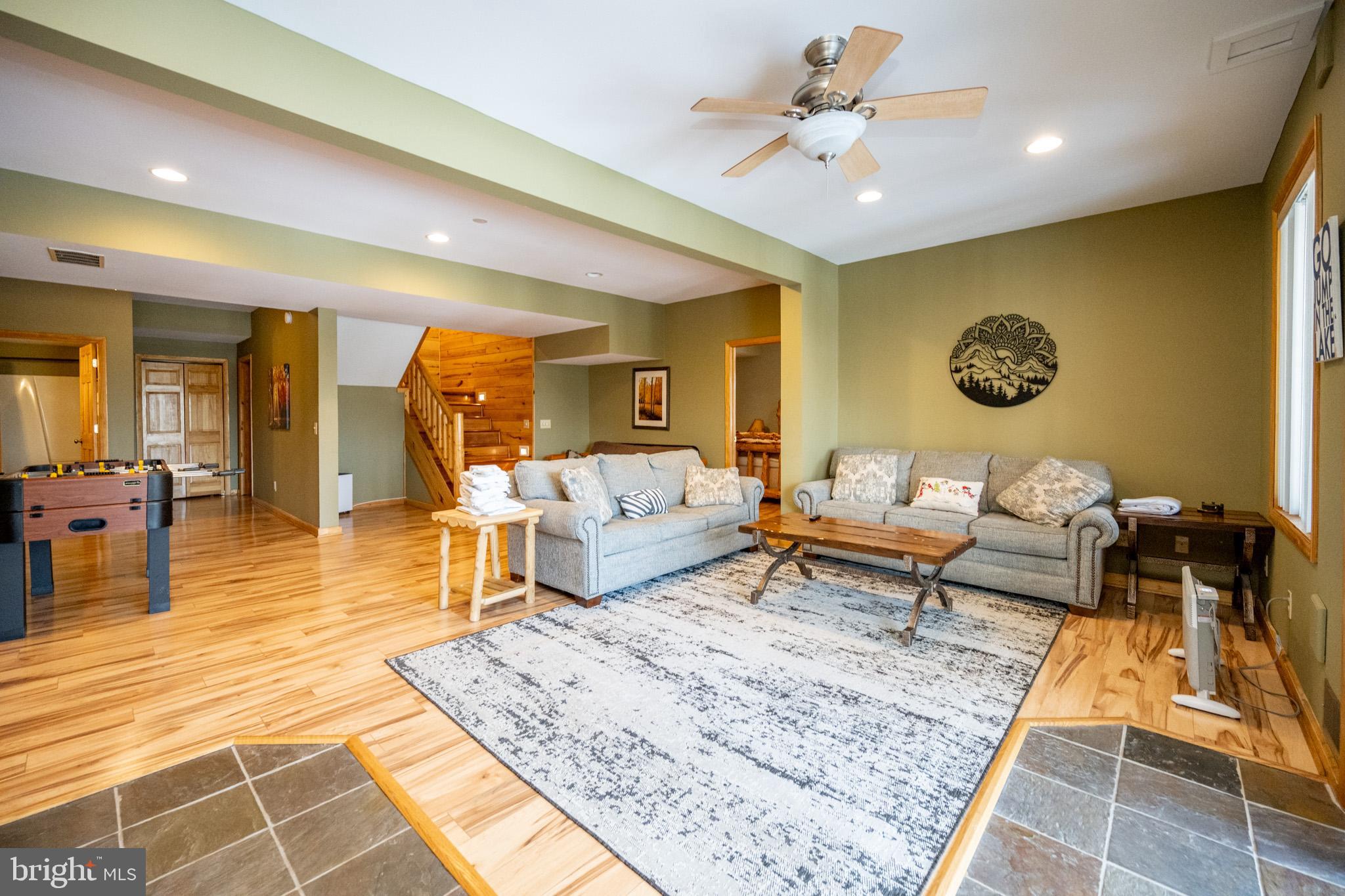 SANDY SHORES - Residential