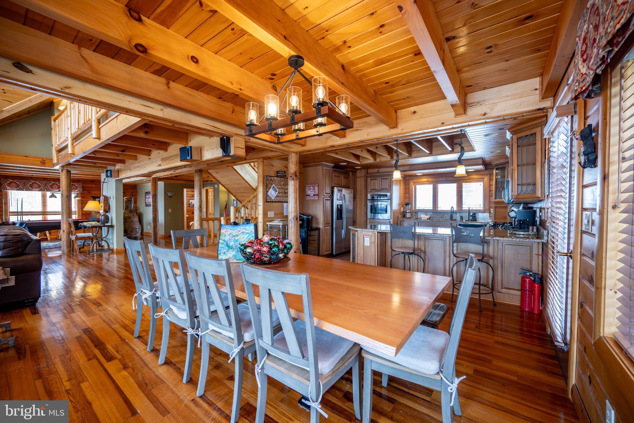 SANDY SHORES - Residential