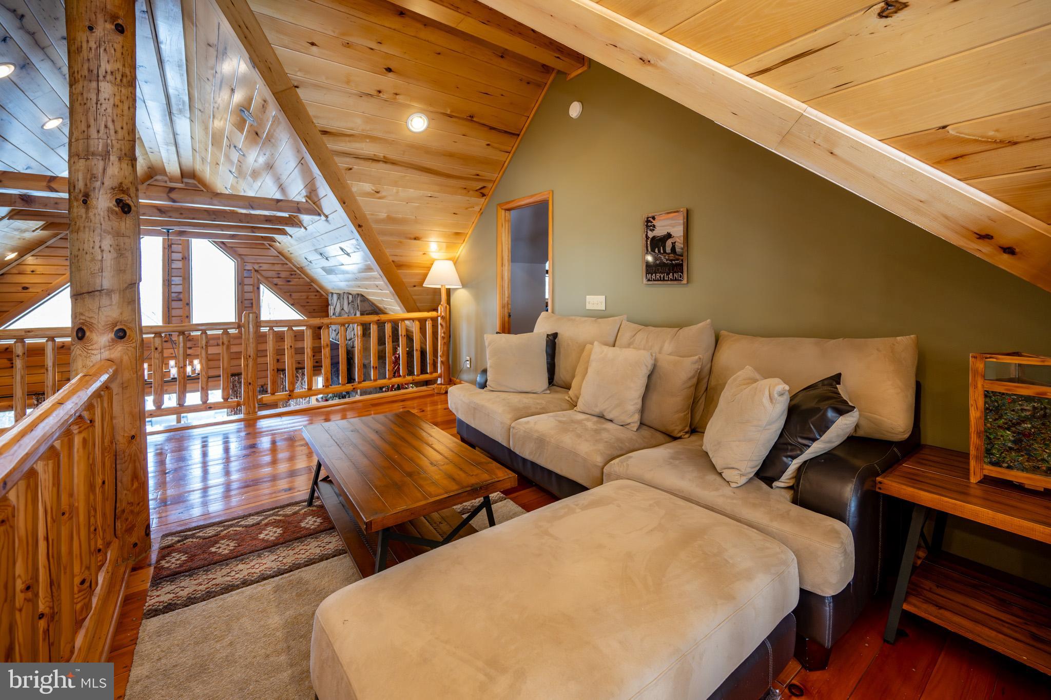 SANDY SHORES - Residential