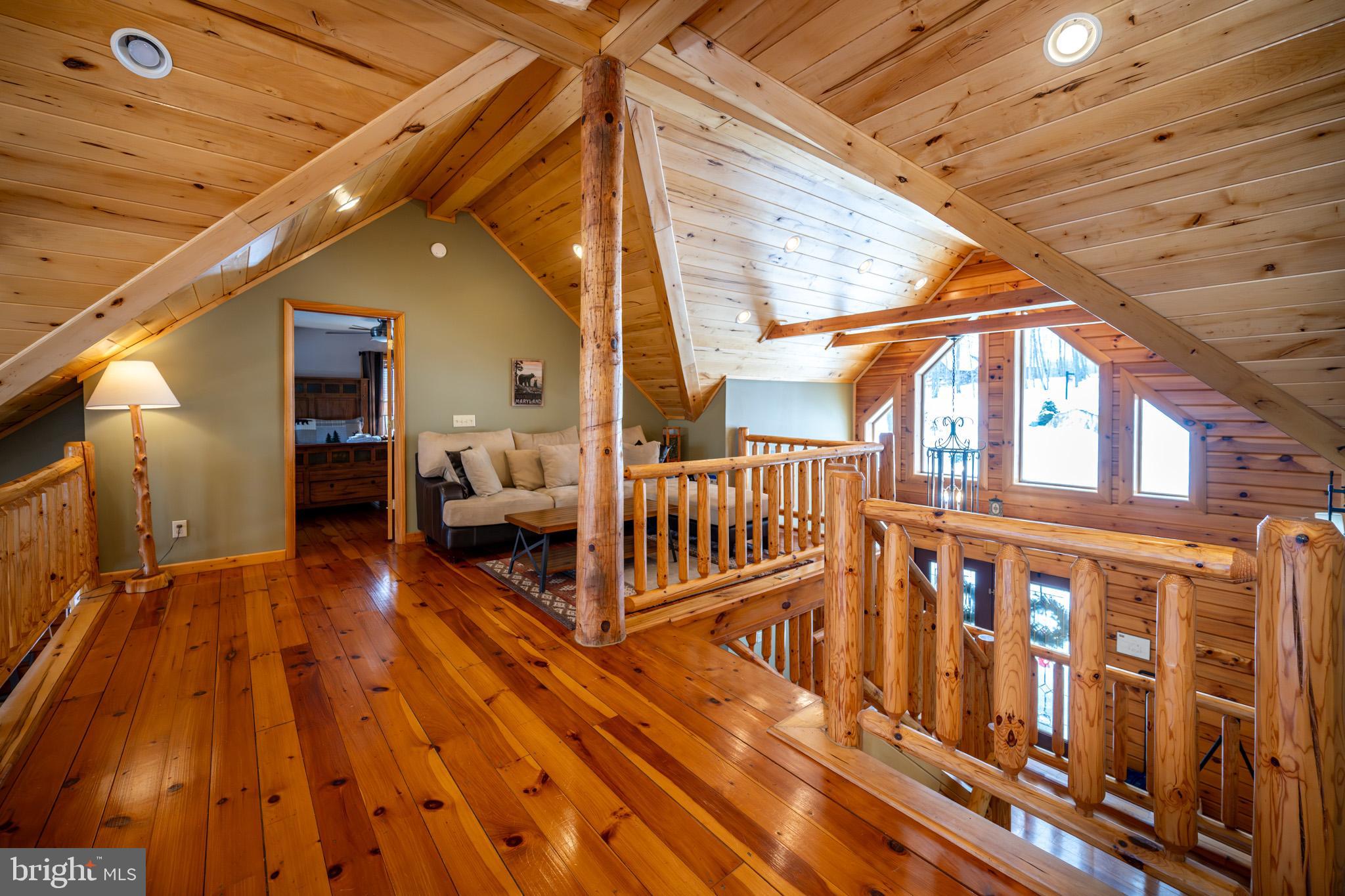 SANDY SHORES - Residential