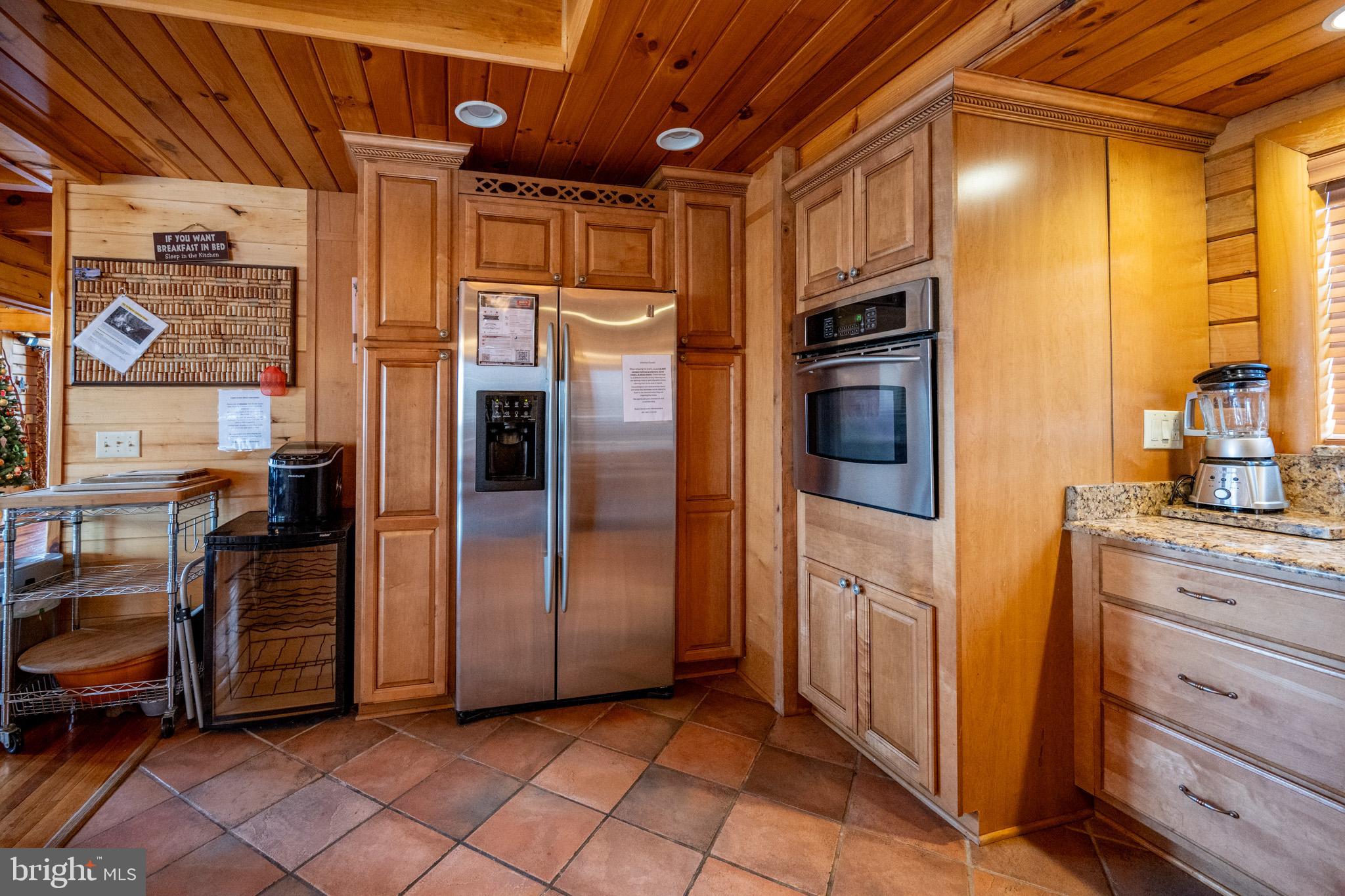 SANDY SHORES - Residential