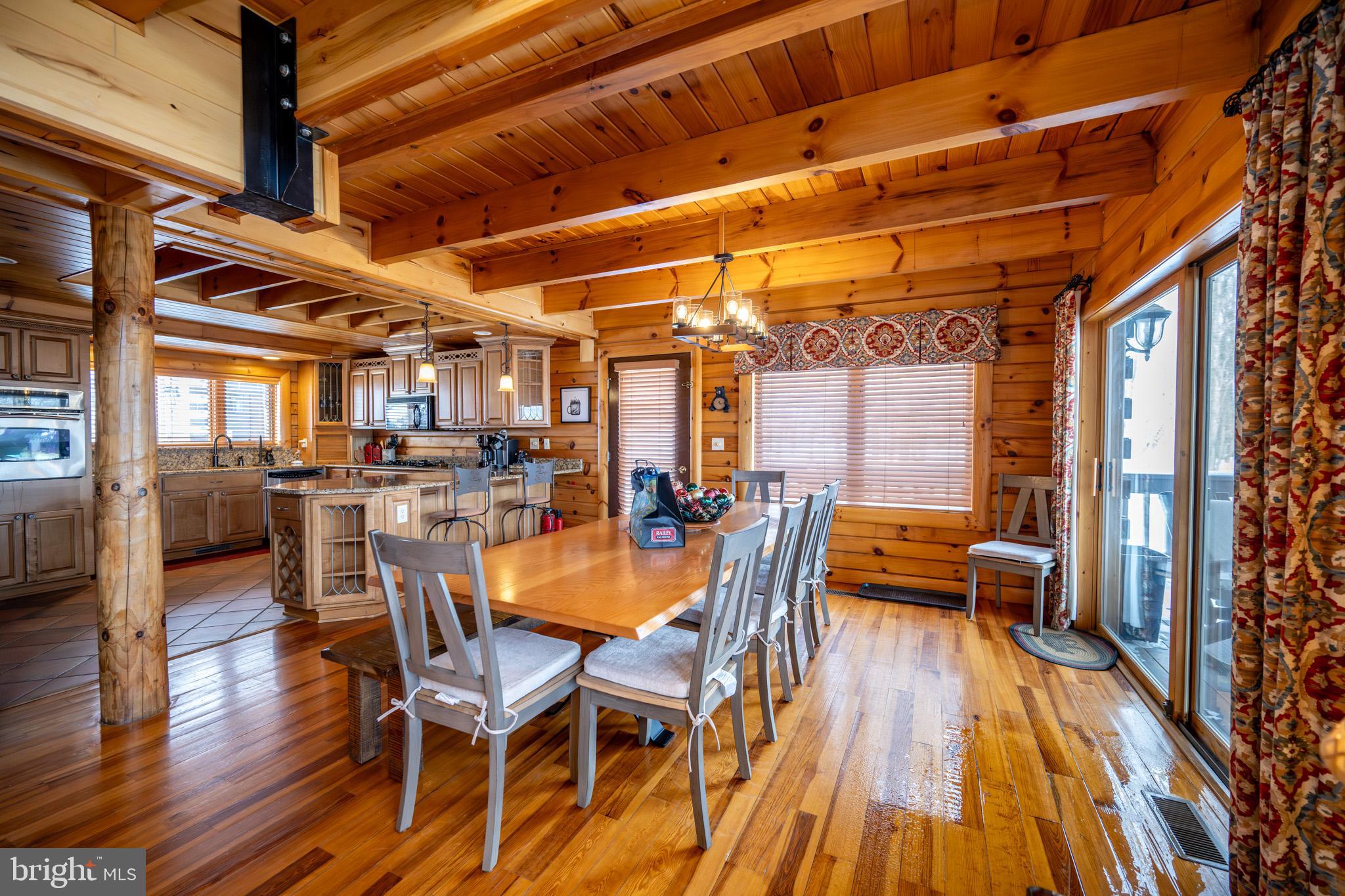 SANDY SHORES - Residential