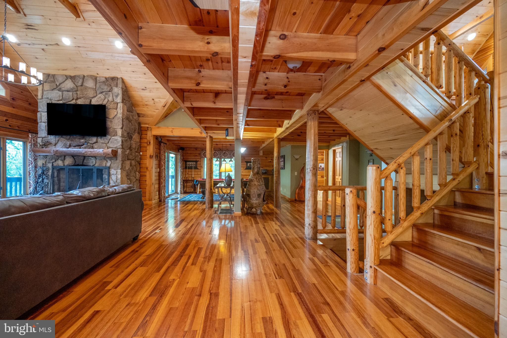 SANDY SHORES - Residential