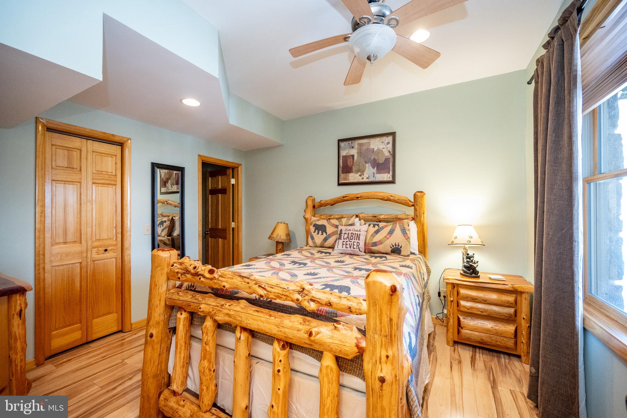 SANDY SHORES - Residential