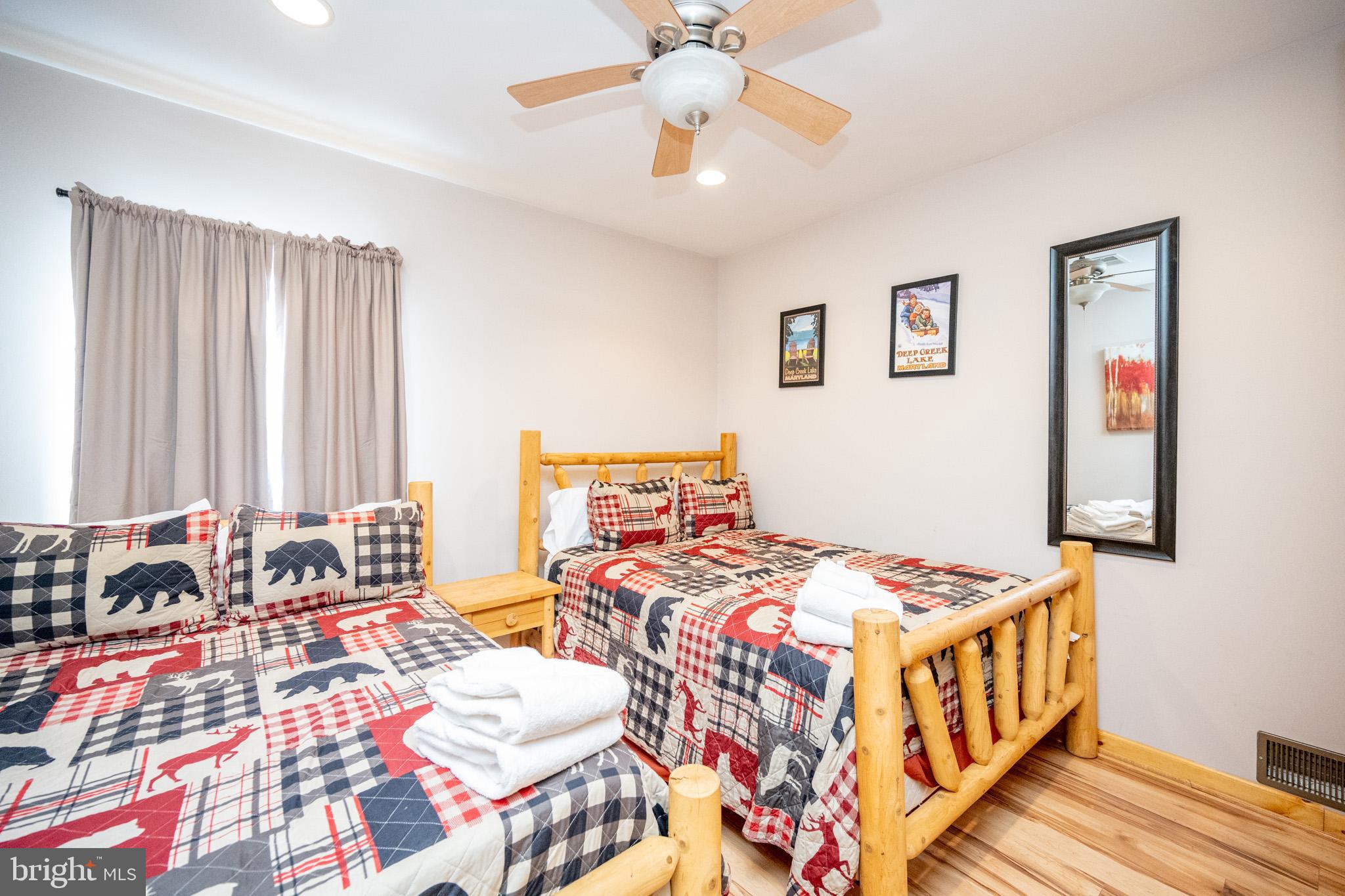 SANDY SHORES - Residential