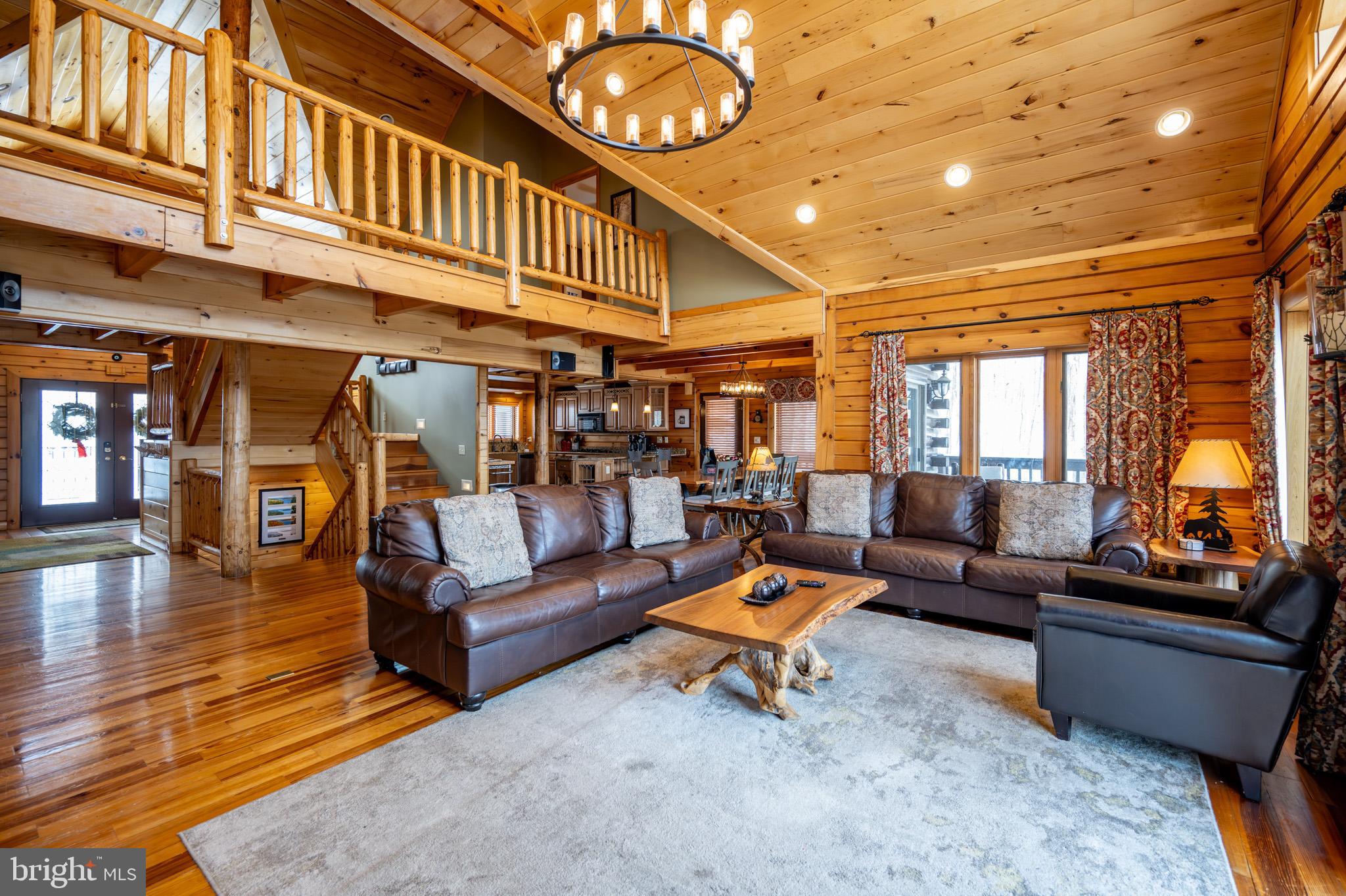 SANDY SHORES - Residential