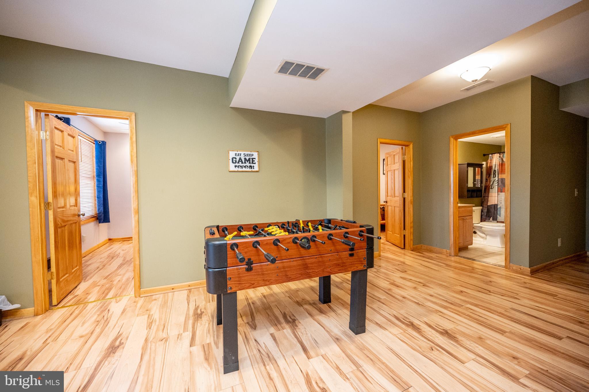 SANDY SHORES - Residential