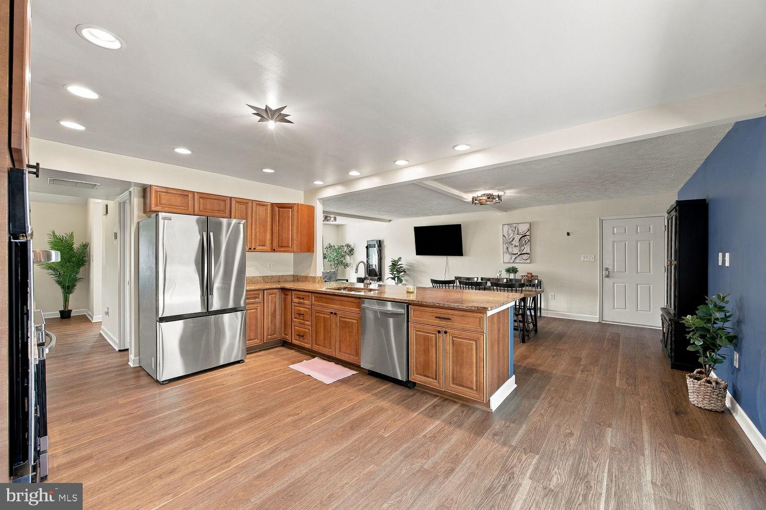 3781 RED BERRY DRIVE