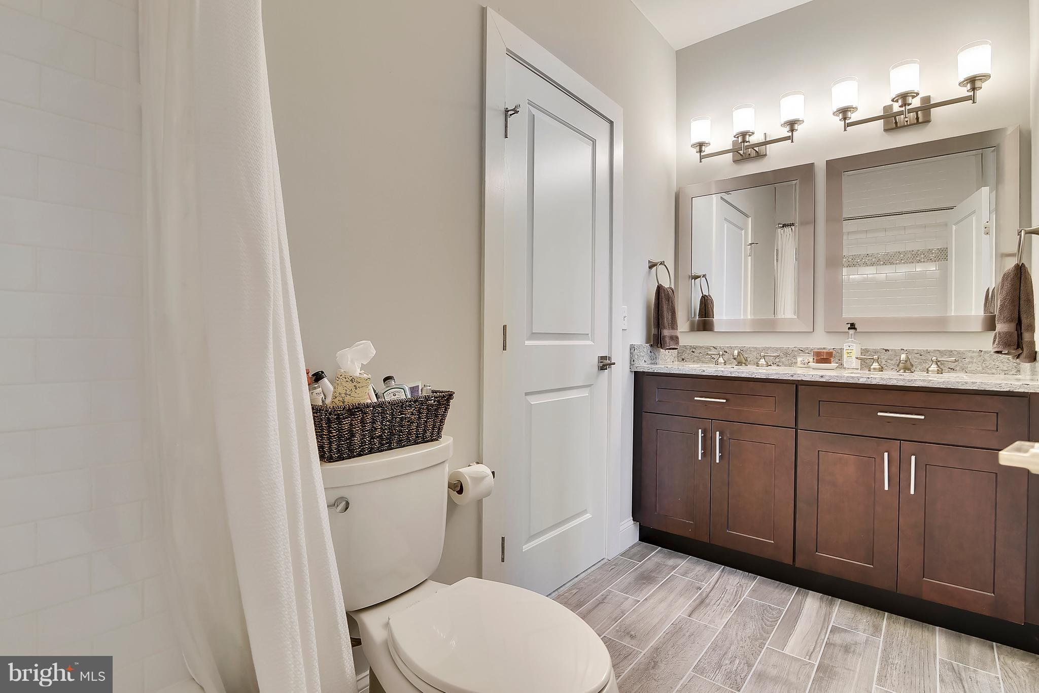 FAIRFAX FARMS - Residential