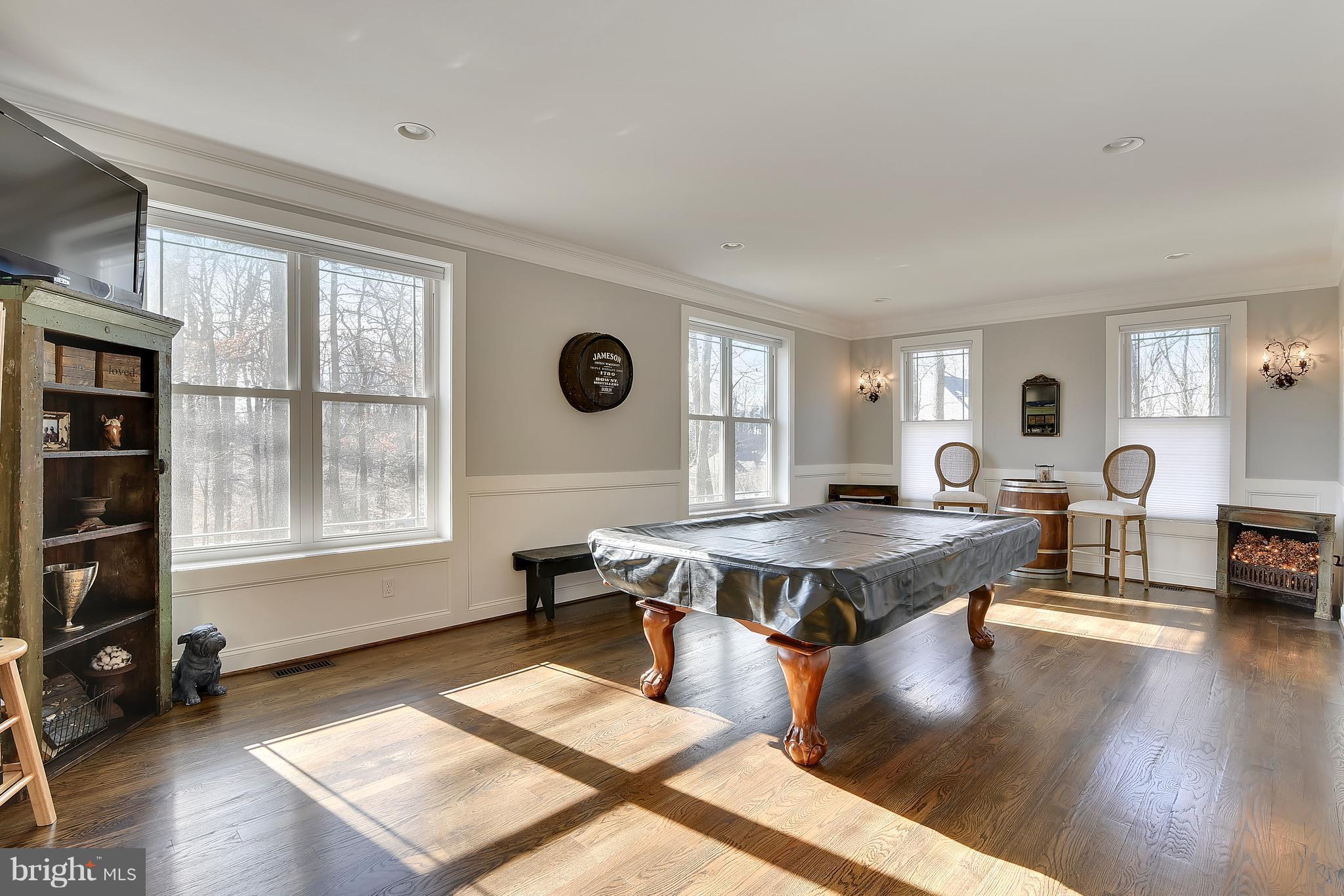 FAIRFAX FARMS - Residential