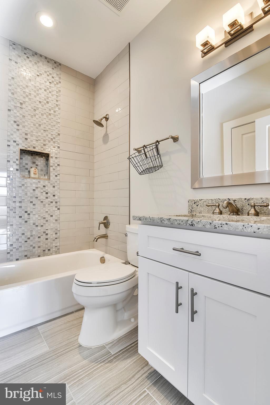 FAIRFAX FARMS - Residential