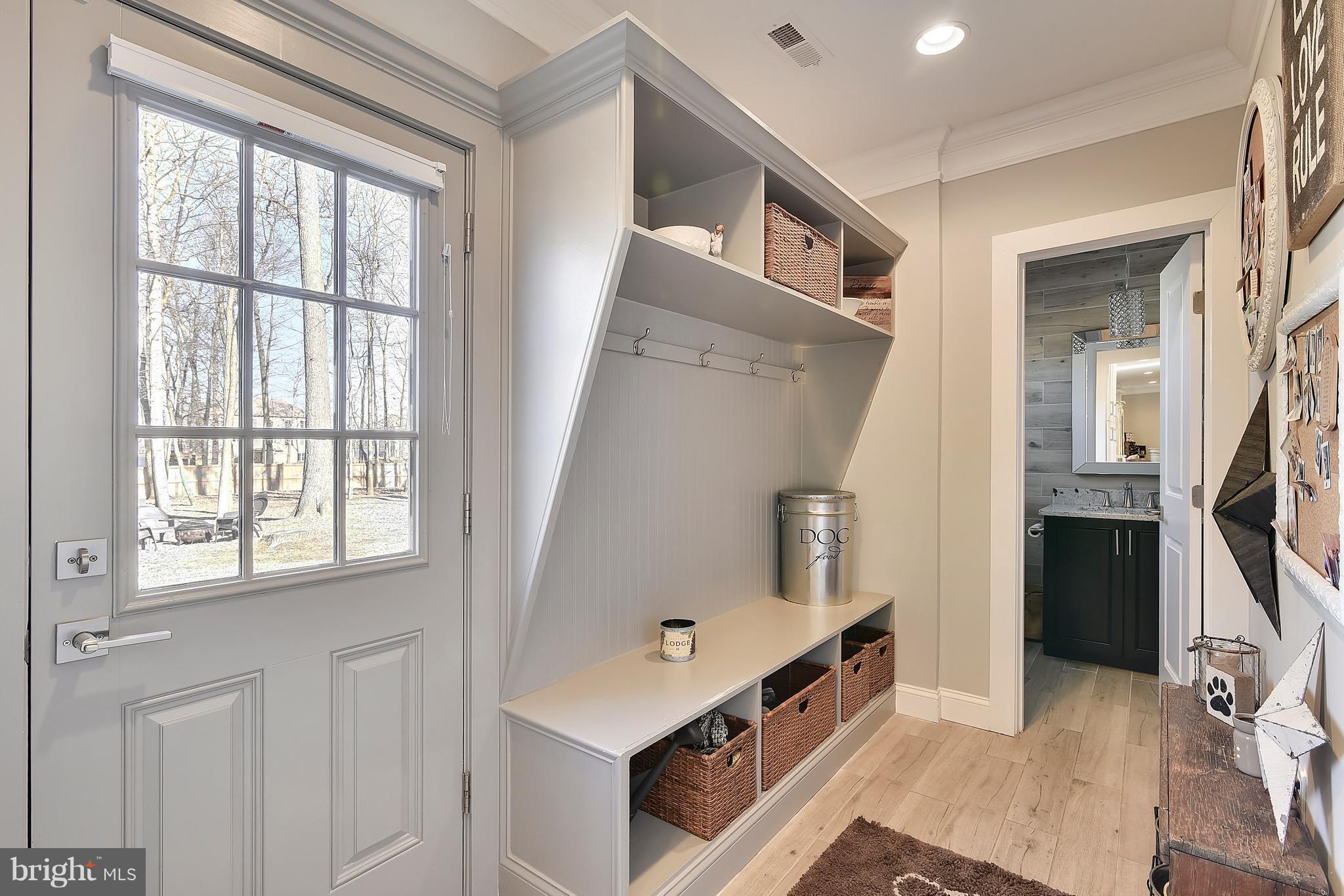 FAIRFAX FARMS - Residential