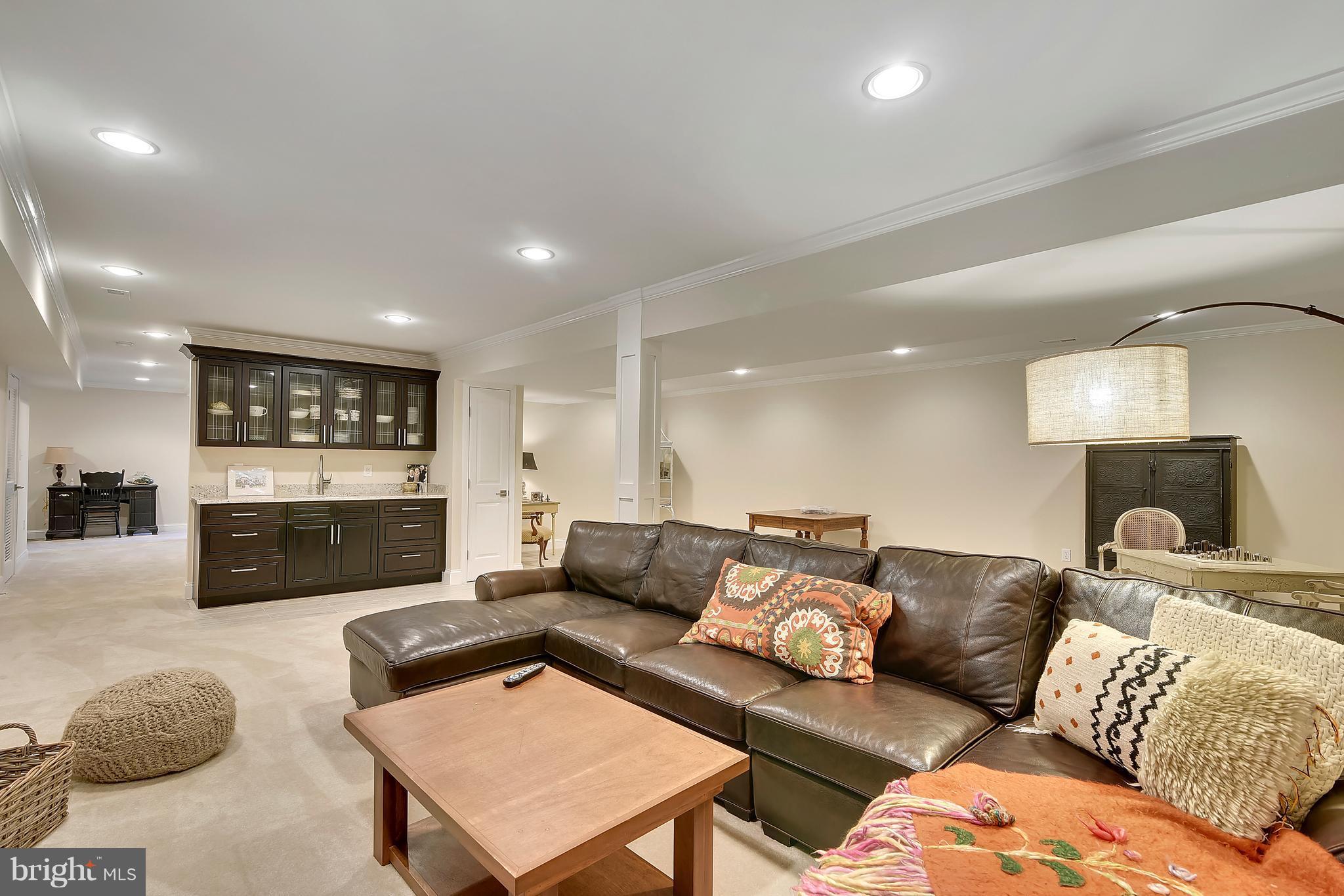 FAIRFAX FARMS - Residential