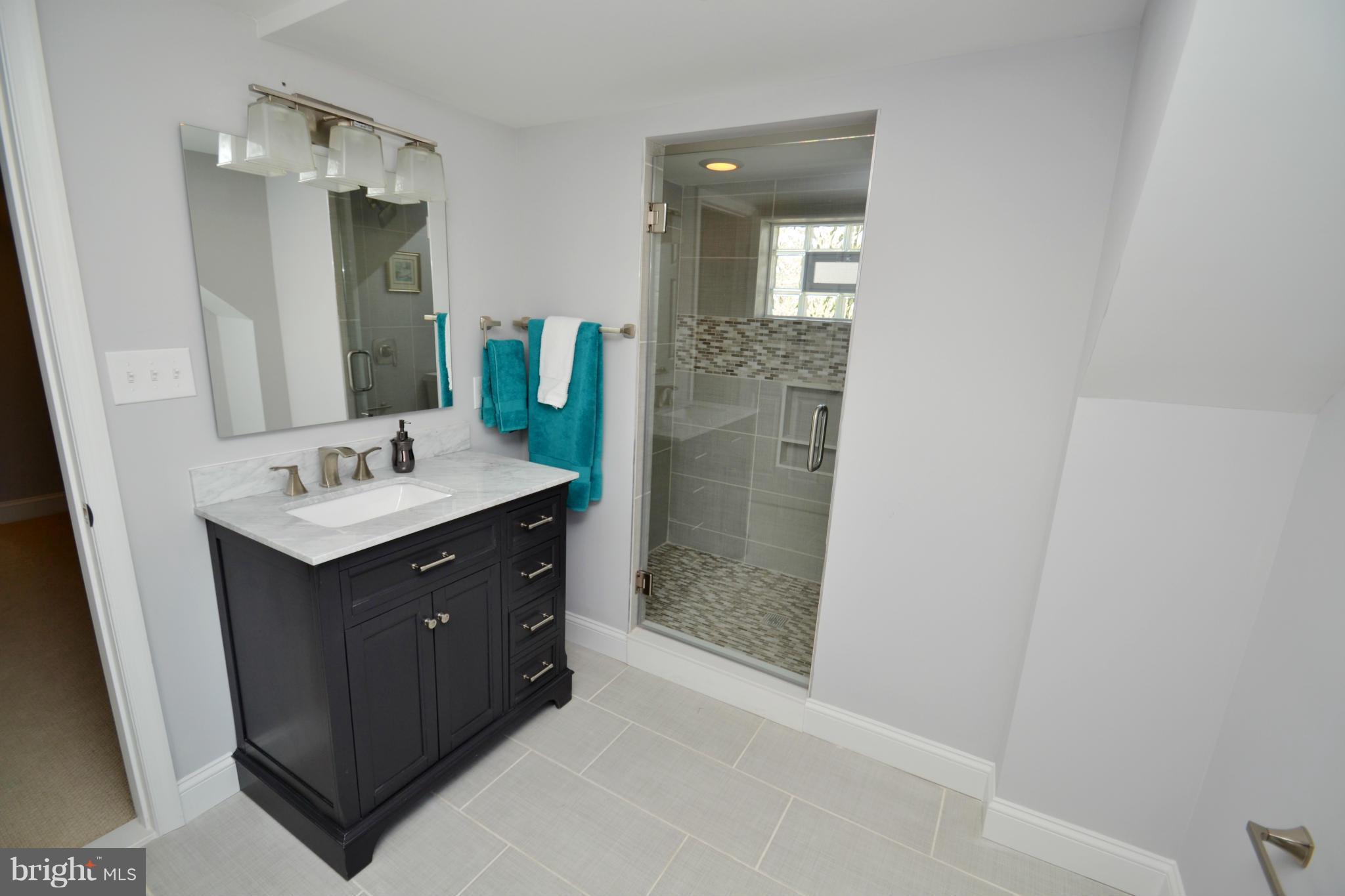 HILLENDALE FARMS - Residential