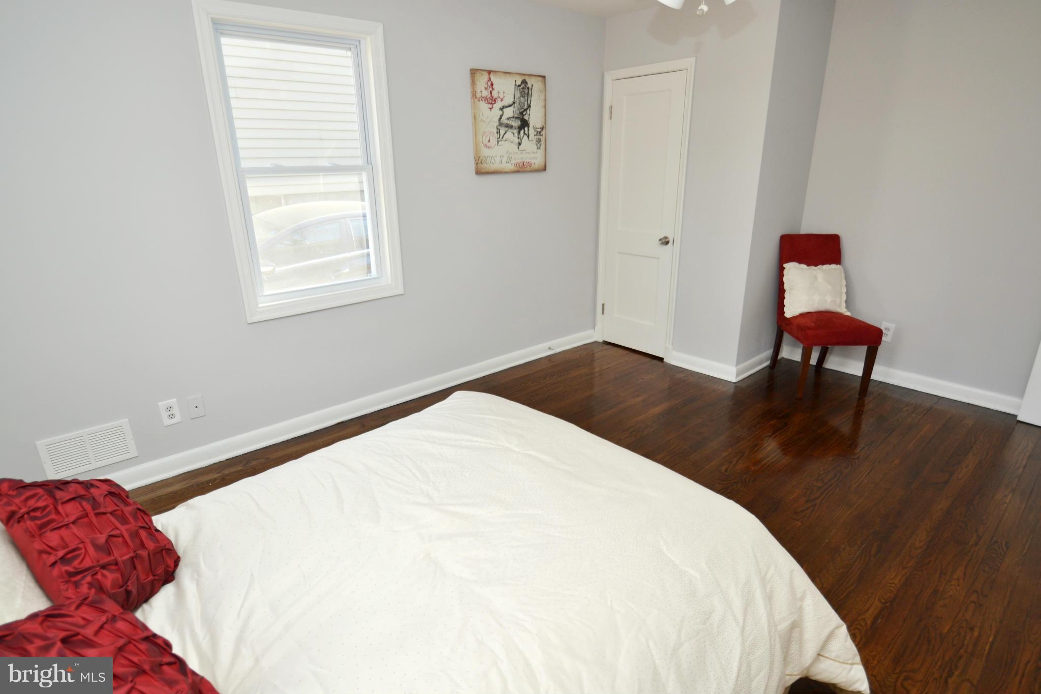 HILLENDALE FARMS - Residential