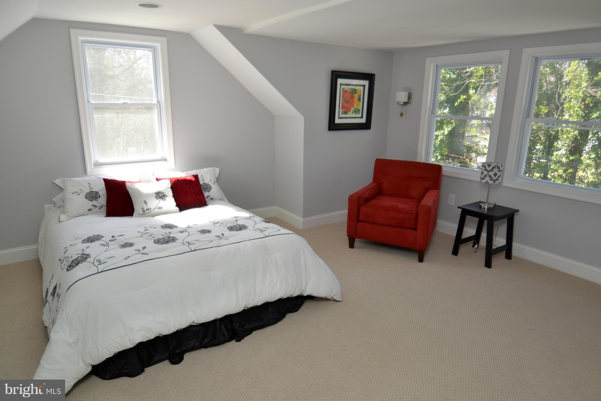 HILLENDALE FARMS - Residential