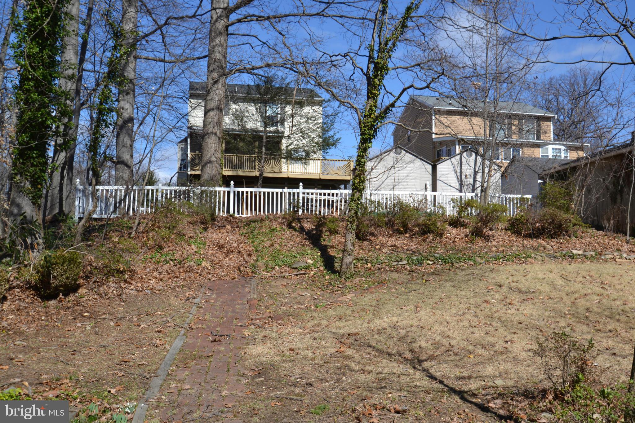 HILLENDALE FARMS - Residential