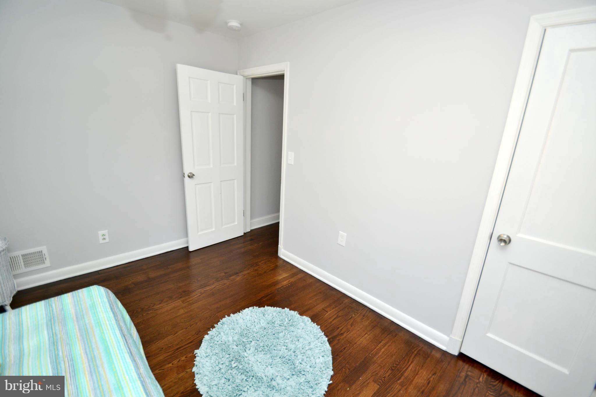 HILLENDALE FARMS - Residential