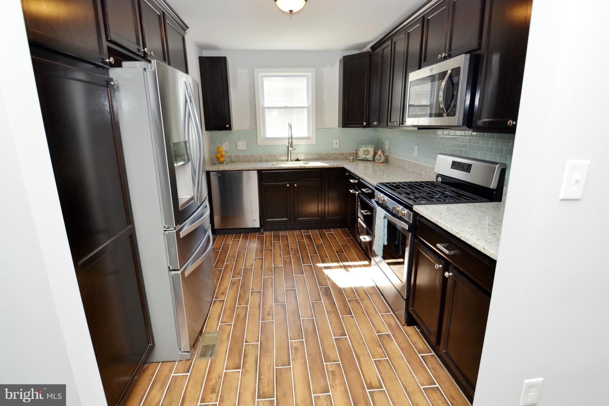 HILLENDALE FARMS - Residential