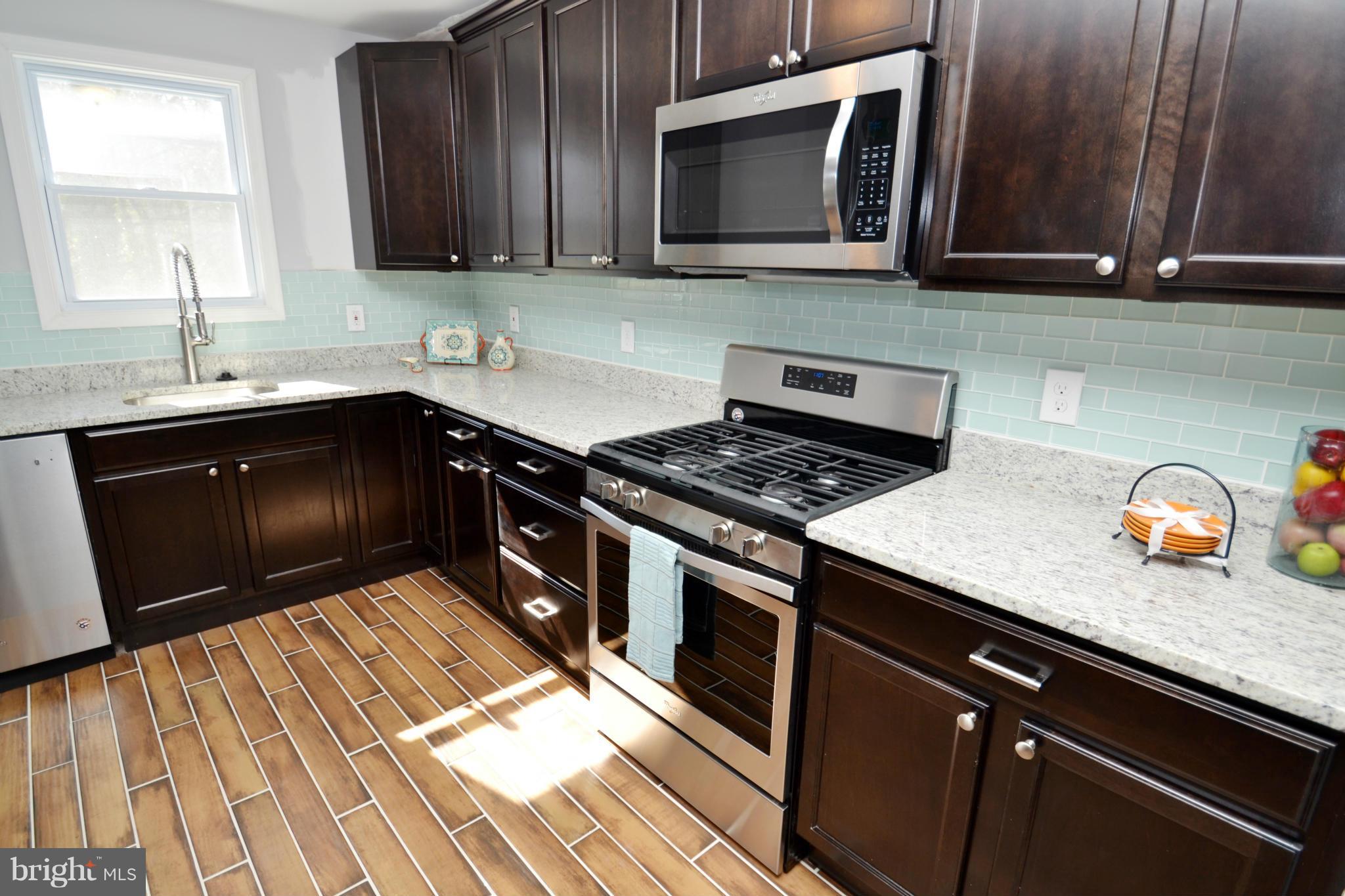 HILLENDALE FARMS - Residential