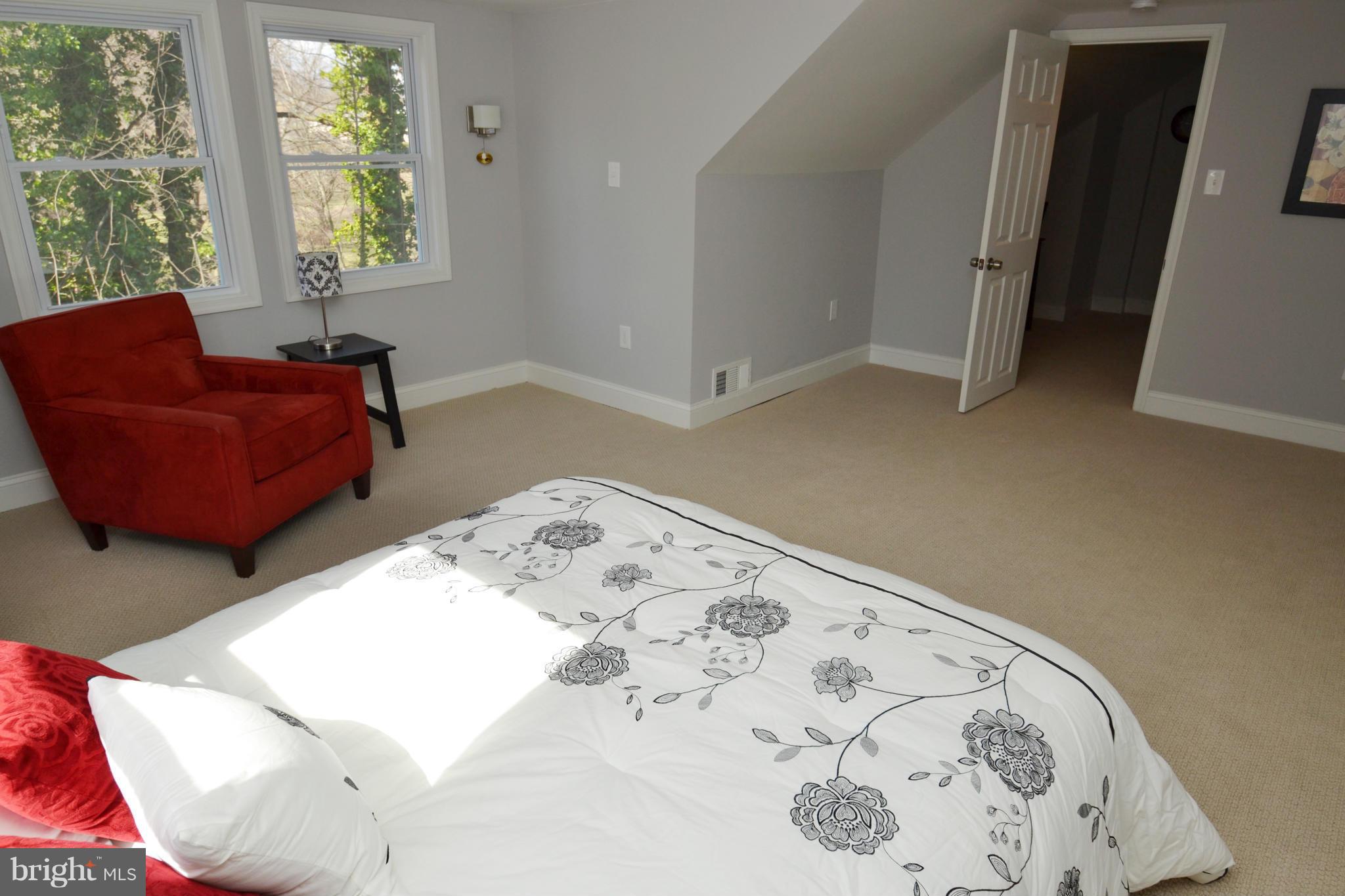 HILLENDALE FARMS - Residential