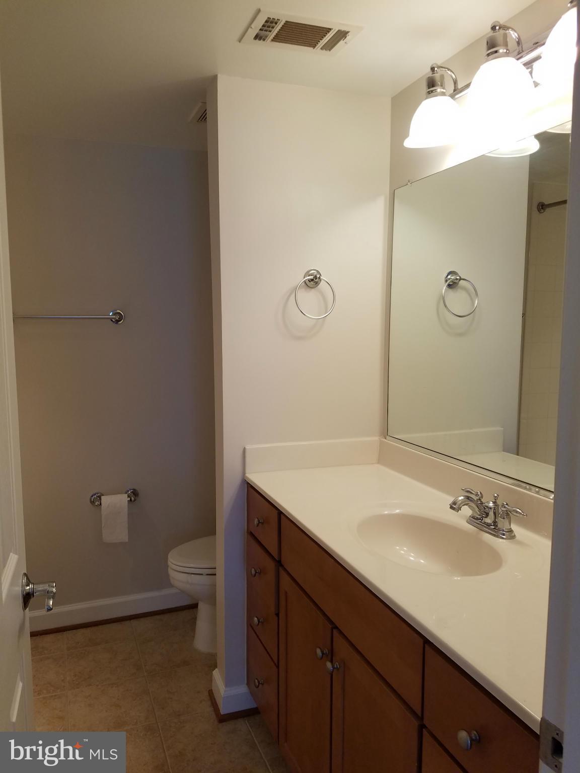 WEST VILLAGE OF SHIRLINGTON - Residential Lease