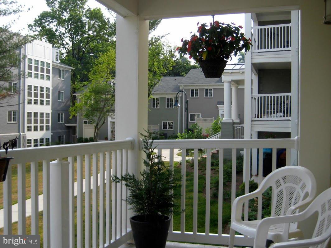 WEST VILLAGE OF SHIRLINGTON - Residential Lease