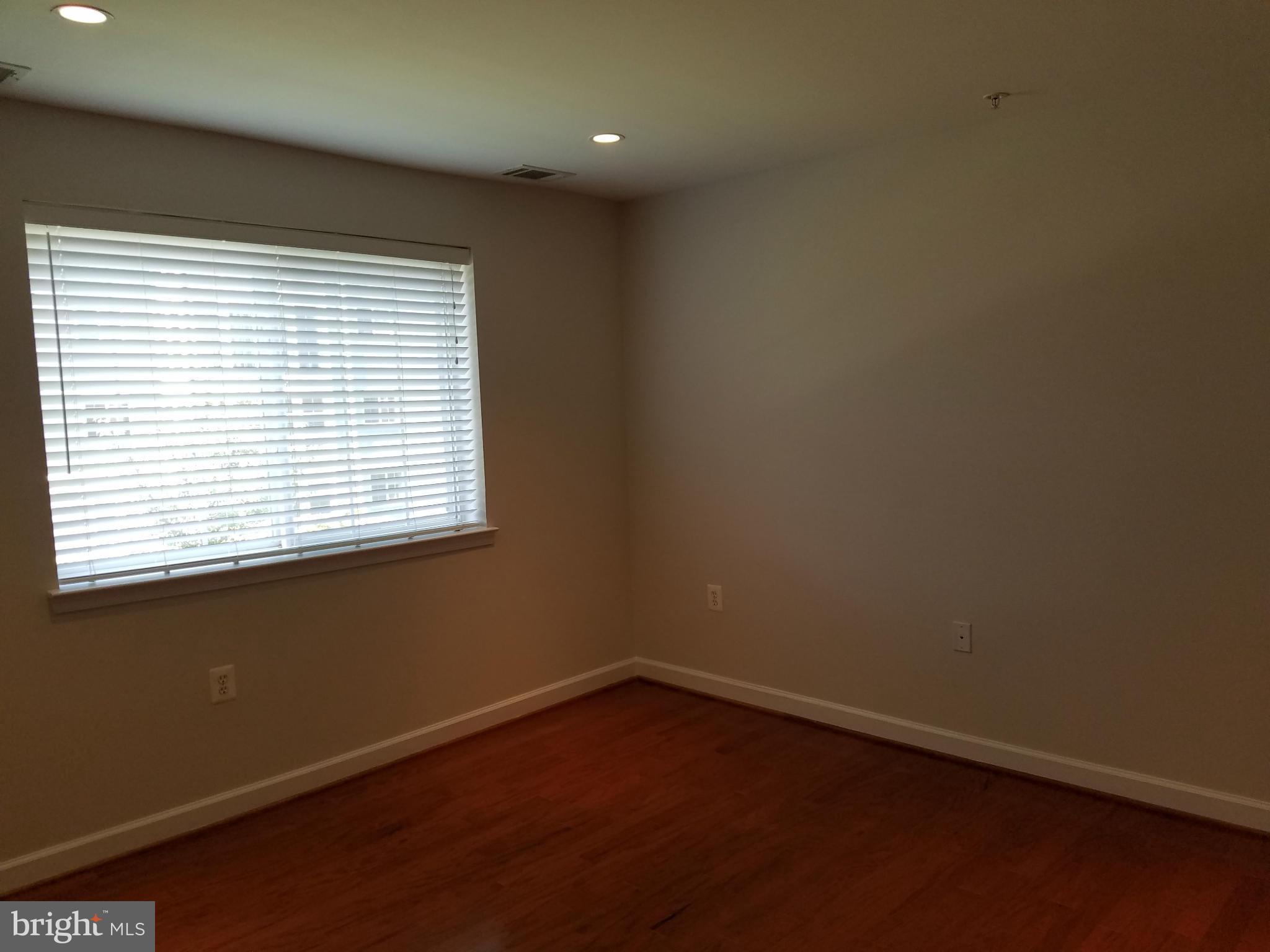 WEST VILLAGE OF SHIRLINGTON - Residential Lease