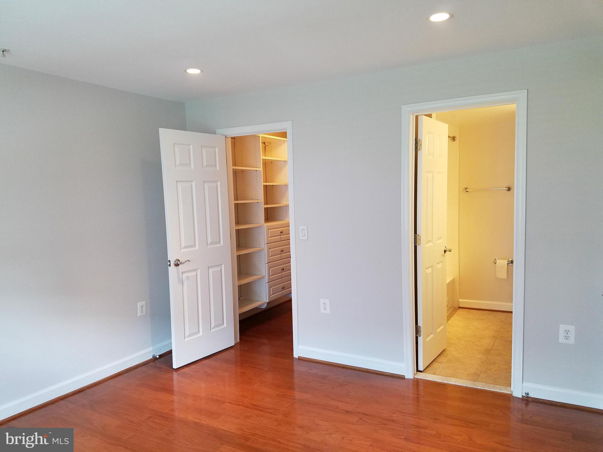 WEST VILLAGE OF SHIRLINGTON - Residential Lease