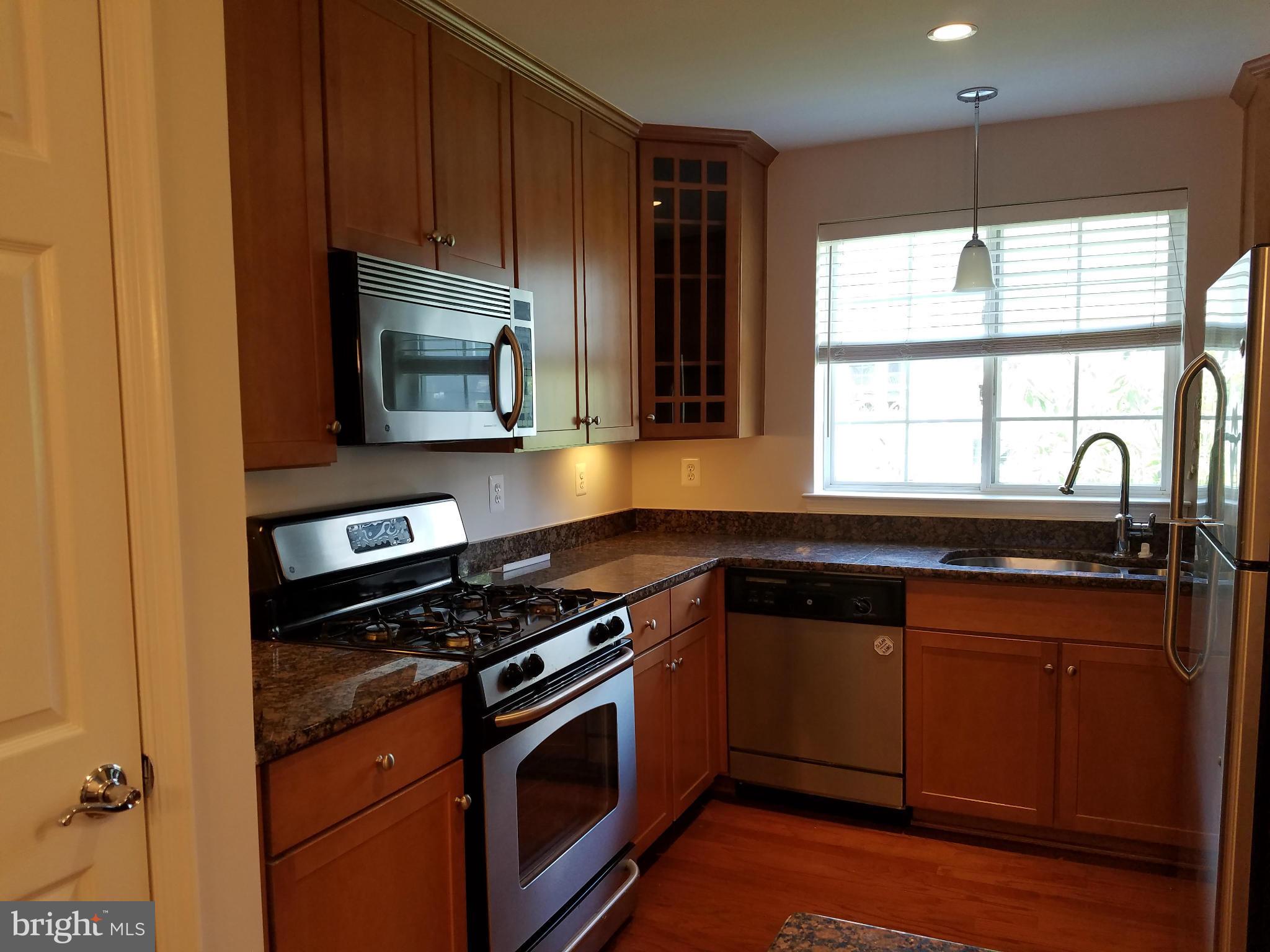 WEST VILLAGE OF SHIRLINGTON - Residential Lease