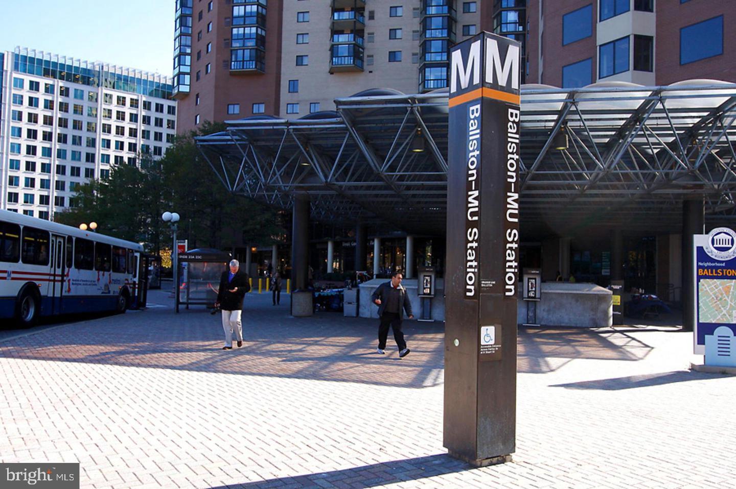 EASTVIEW AT BALLSTON METRO - Residential