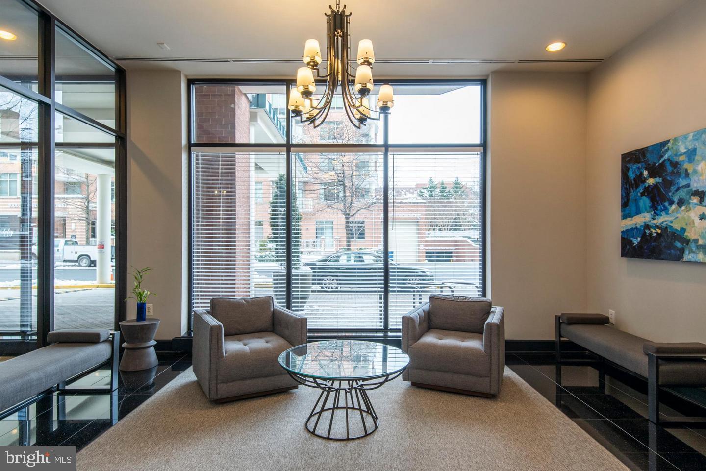 EASTVIEW AT BALLSTON METRO - Residential