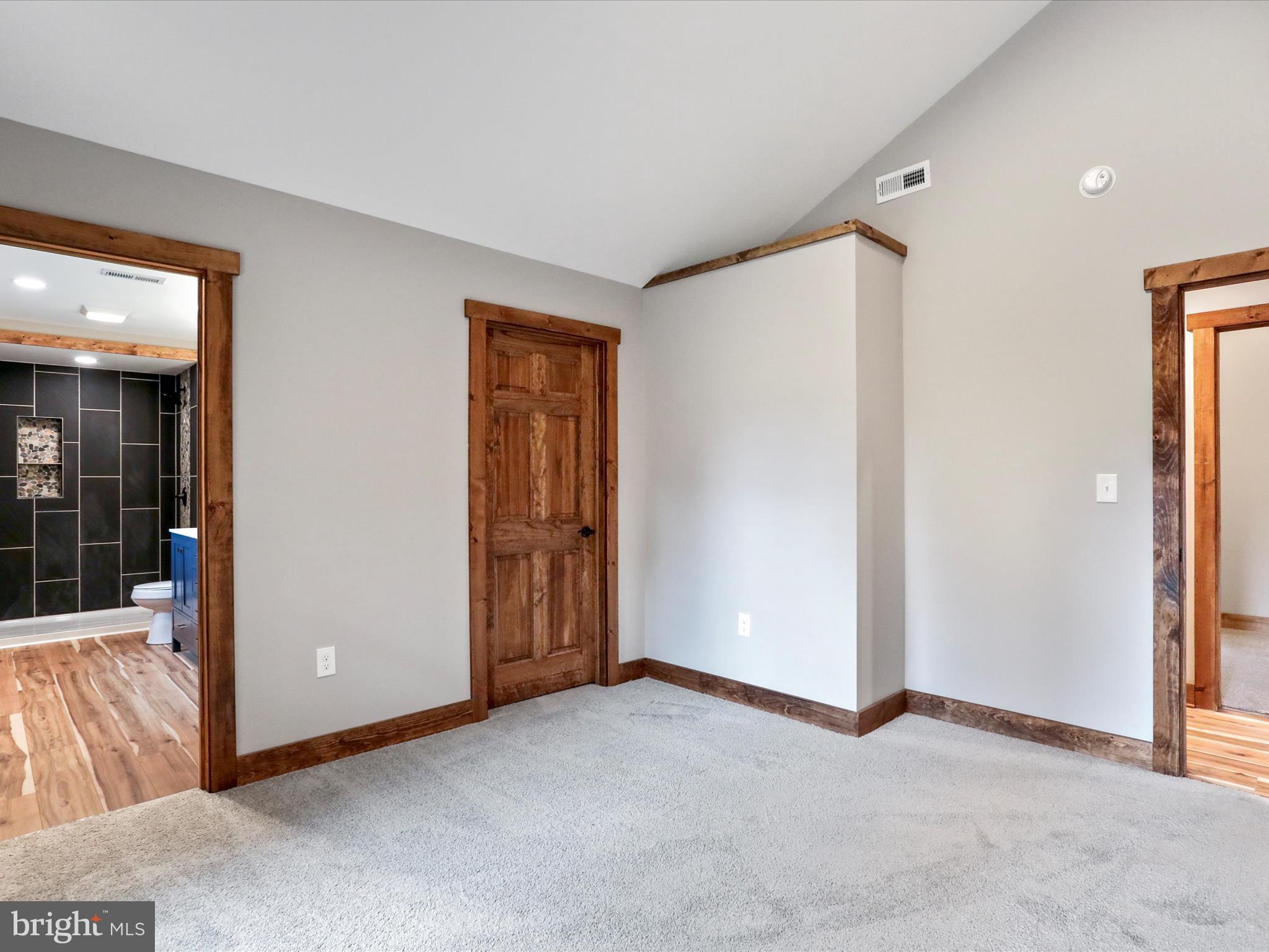 SLEEPY VIEW ESTATES - Residential