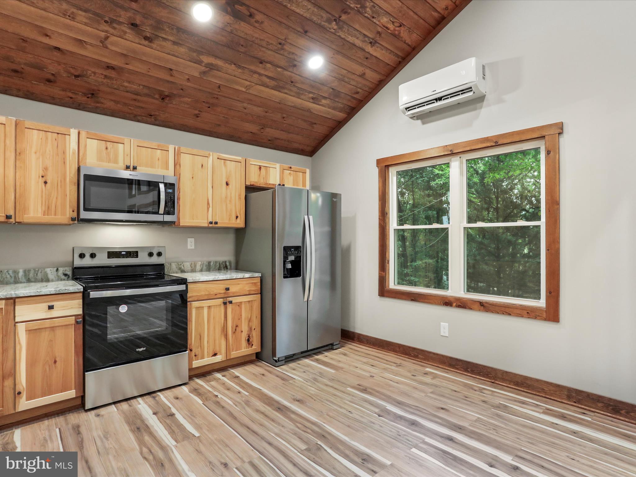 SLEEPY VIEW ESTATES - Residential