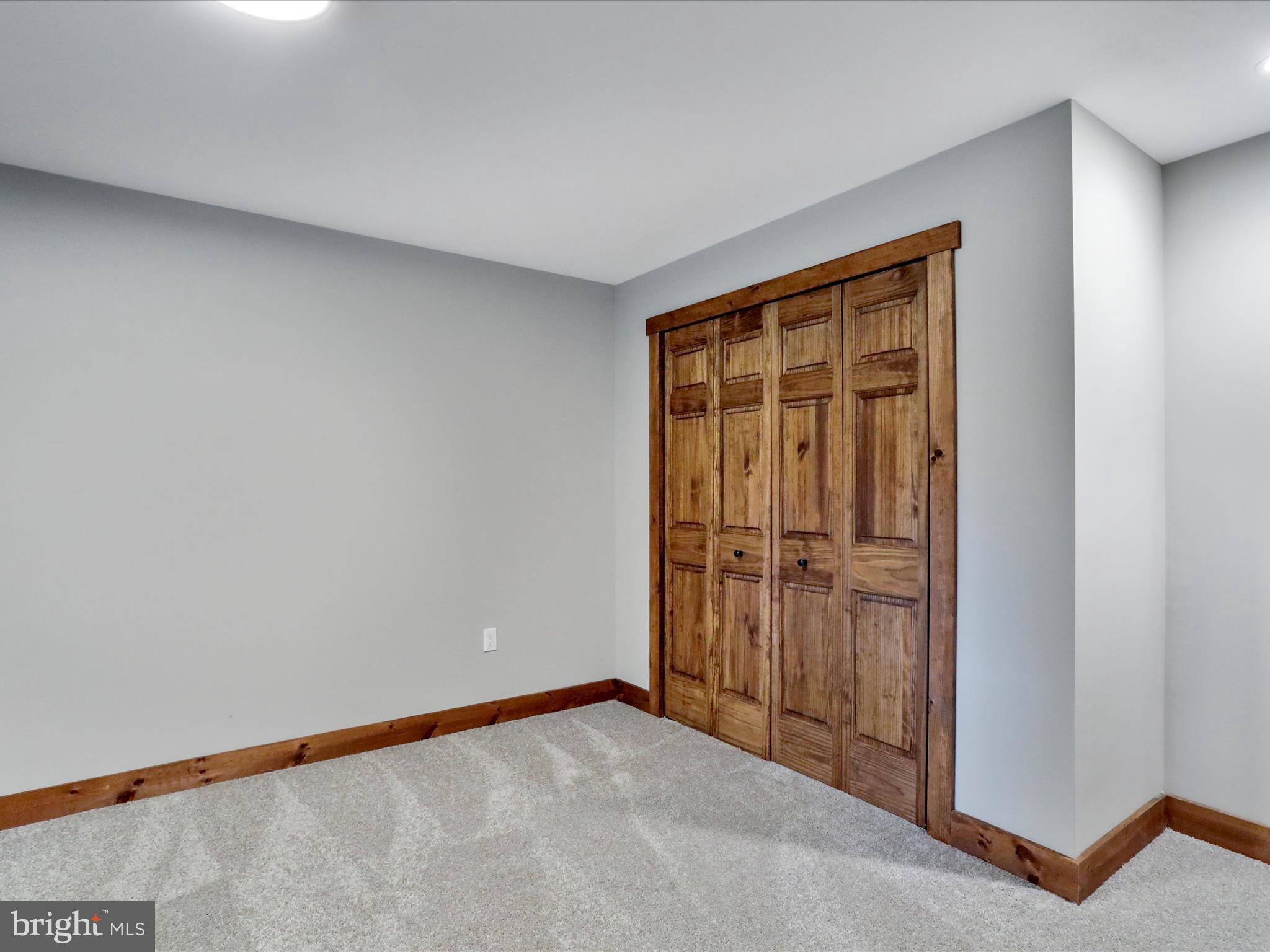 SLEEPY VIEW ESTATES - Residential