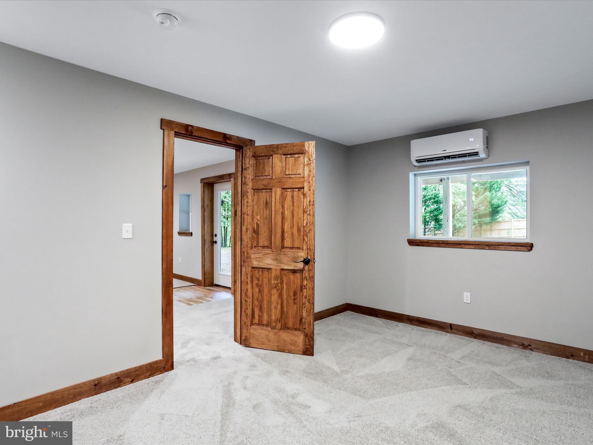 SLEEPY VIEW ESTATES - Residential