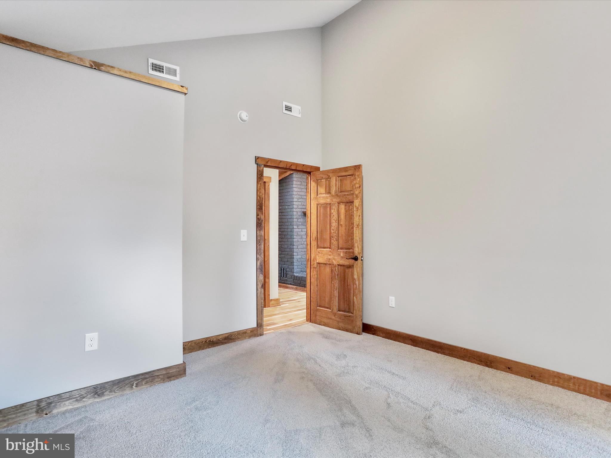 SLEEPY VIEW ESTATES - Residential