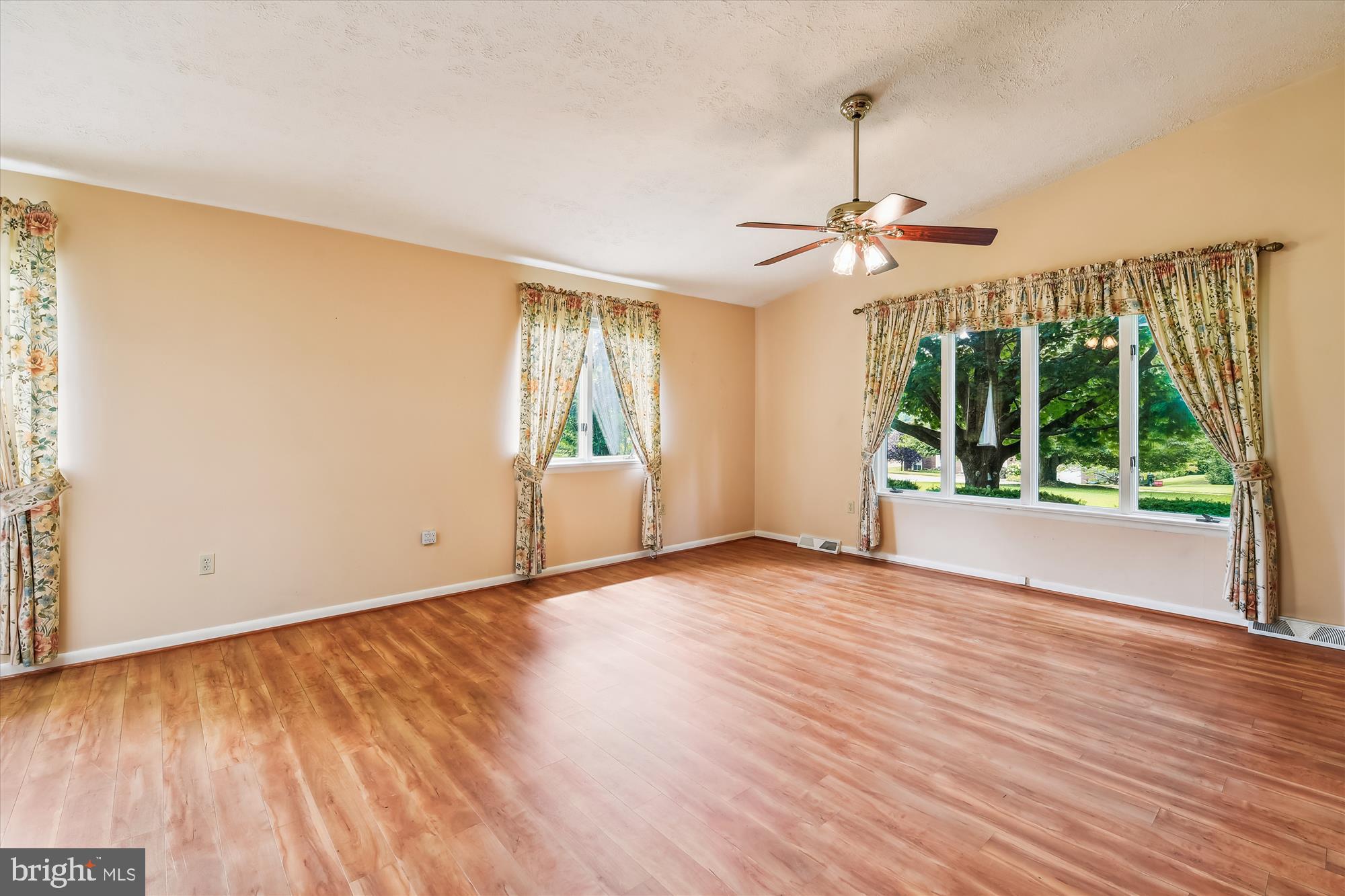 PRIESTFORD HILLS - Residential